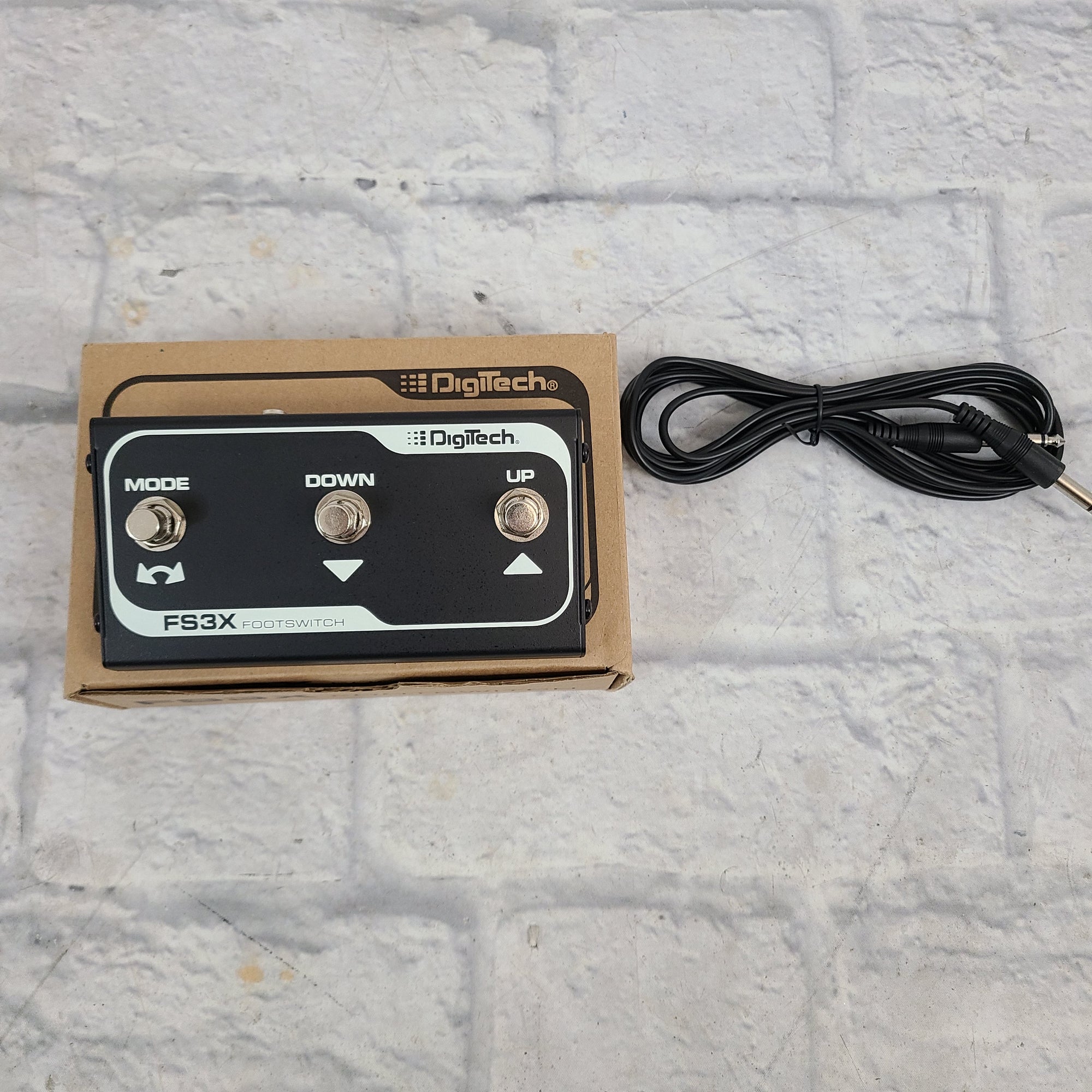 Digitech FS3X Foot Switch Footswitch w/ Box