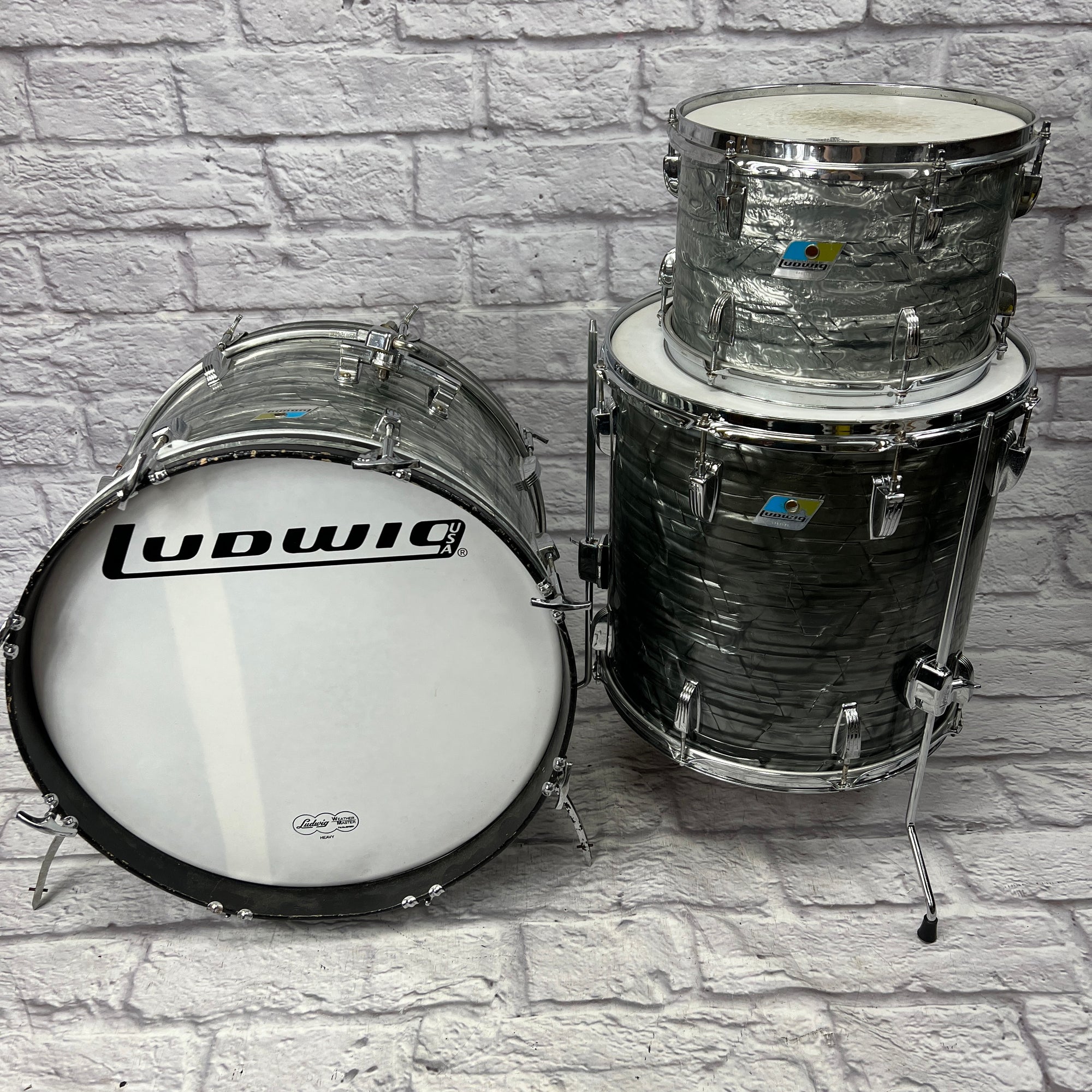 Ludwig Blue Olive B/O 12 16 20 - Sky Blue Pearl Vintage 1970s