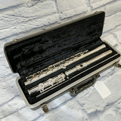 Bundy Flute w/case  333715