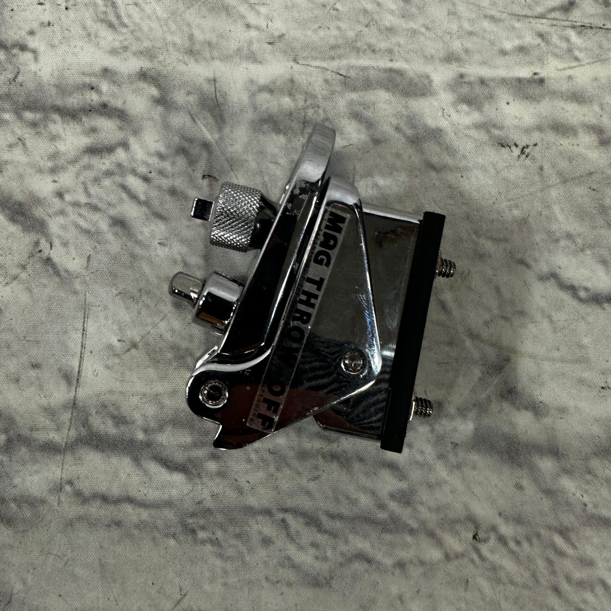 DW Mag Snare Throwoff