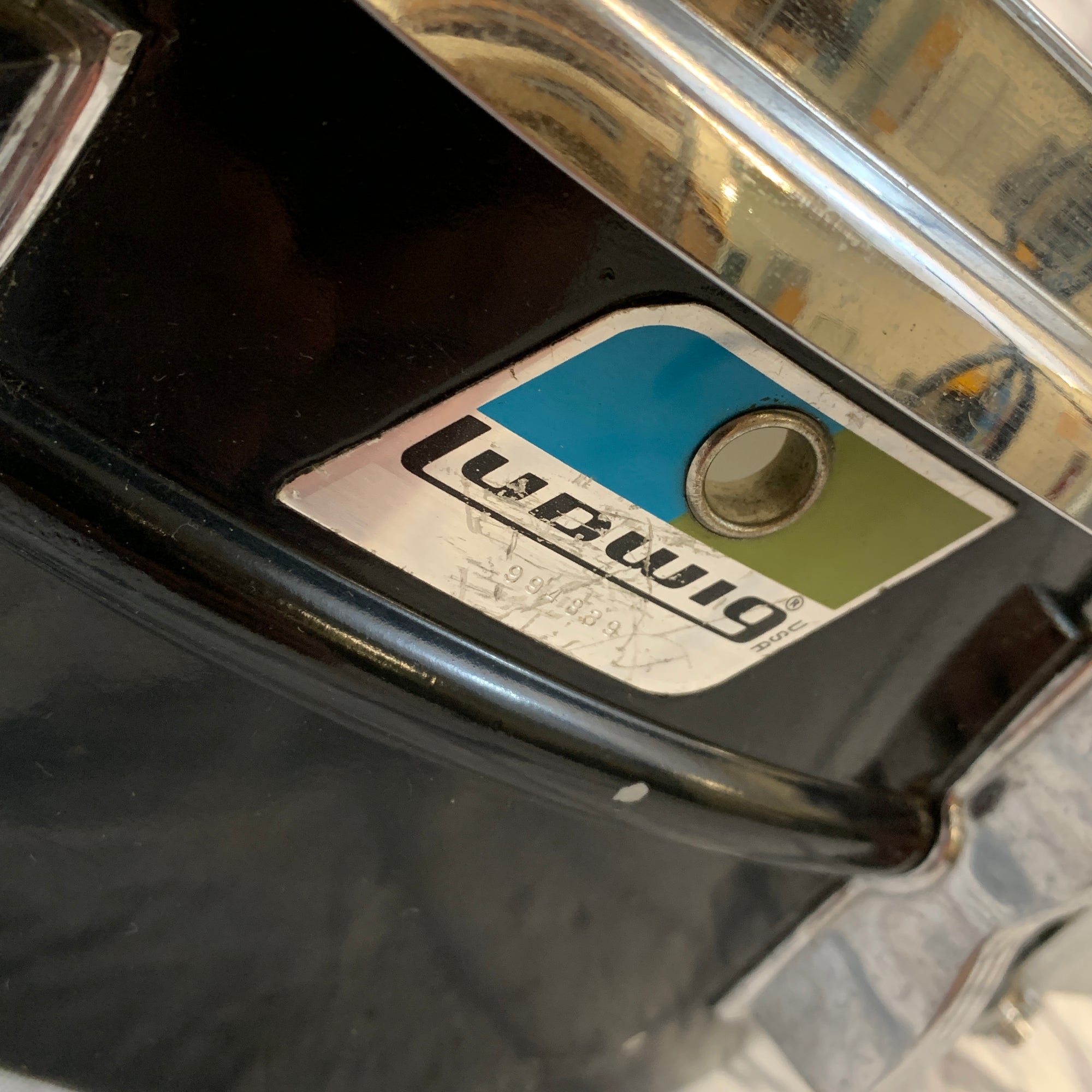 Ludwig No. 404 Acrolite 5x14" Aluminum Snare with Pointed Blue/Olive Badge 1970s