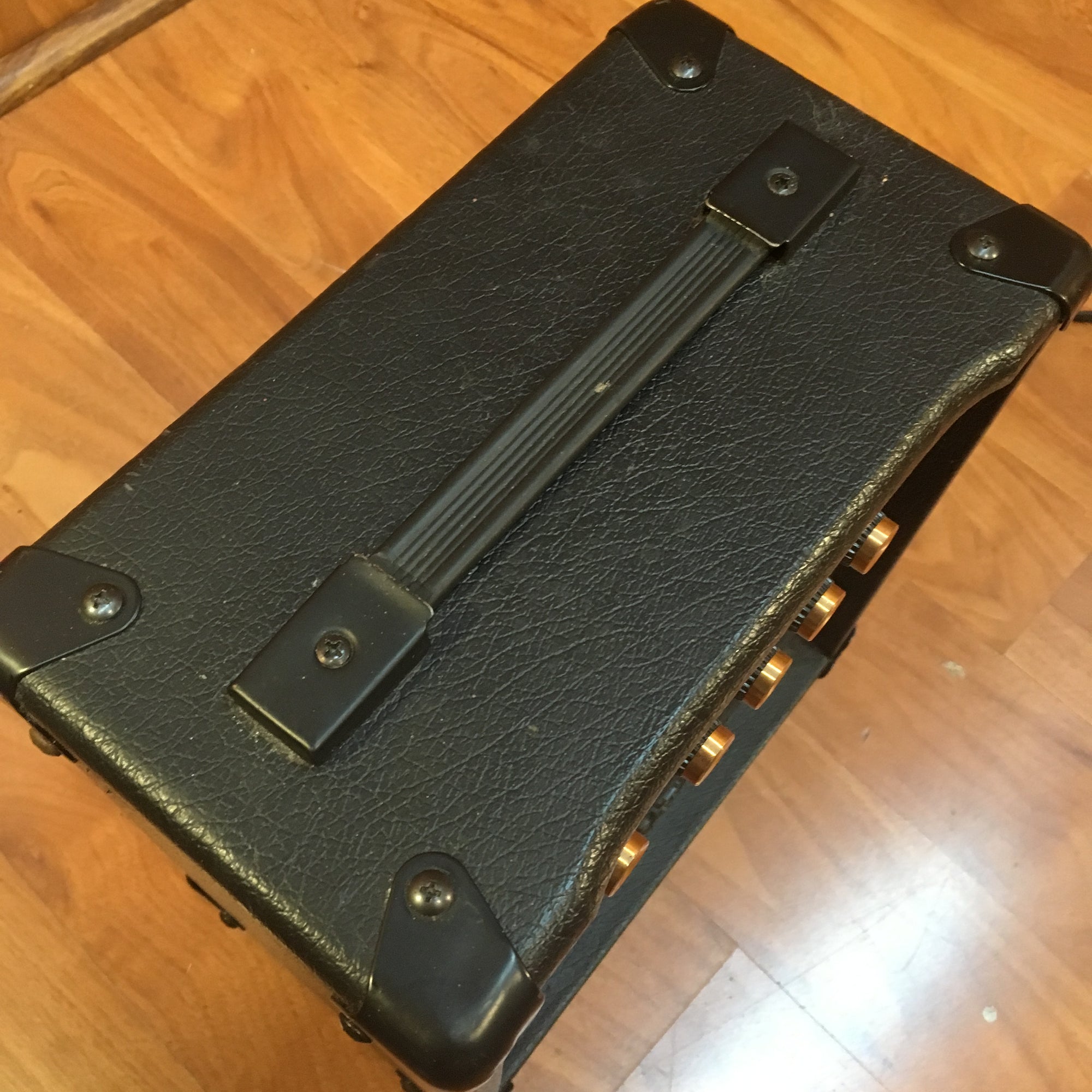 California CG-15 Small Electric Guitar Combo