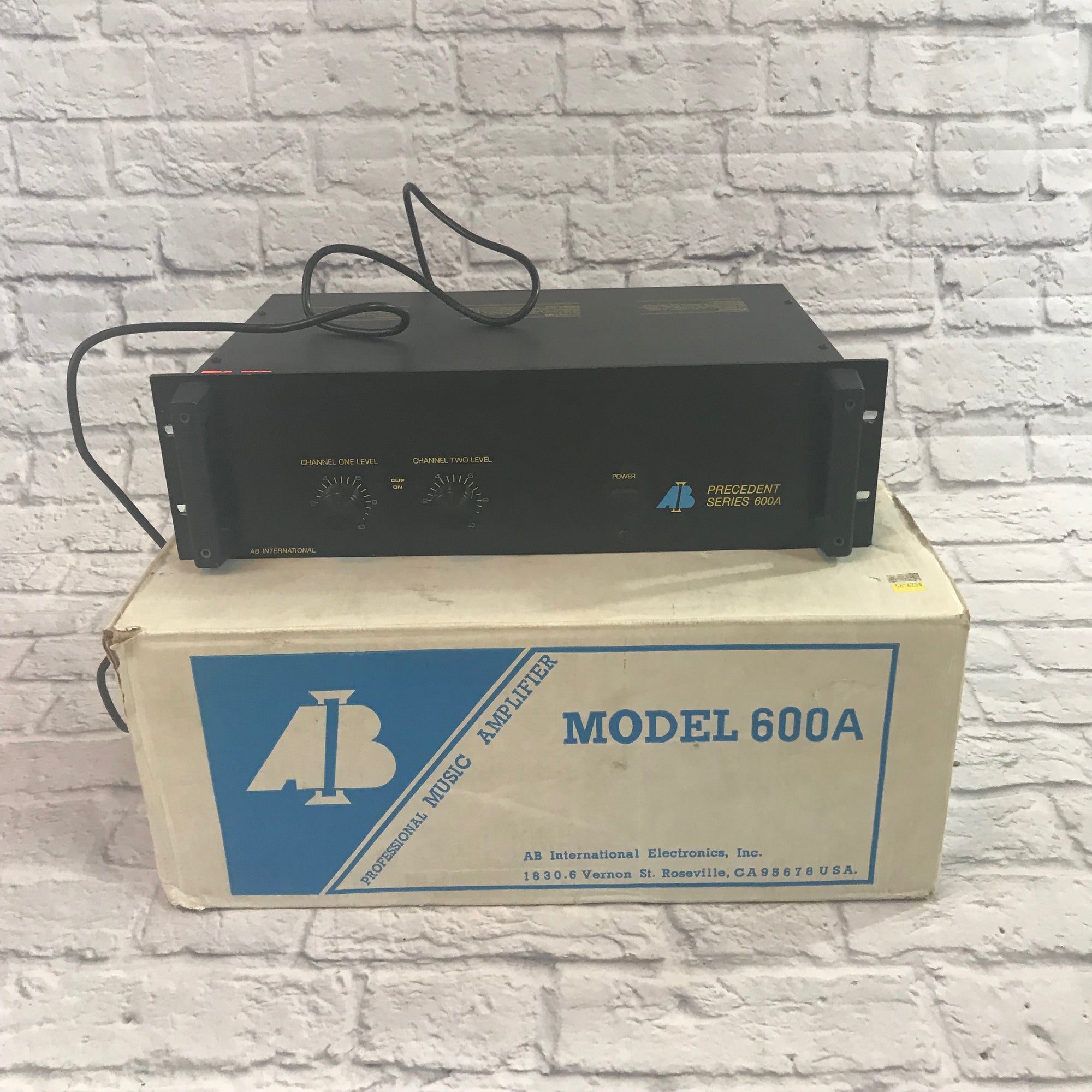 AB International Precendent Series 600A Power Amp