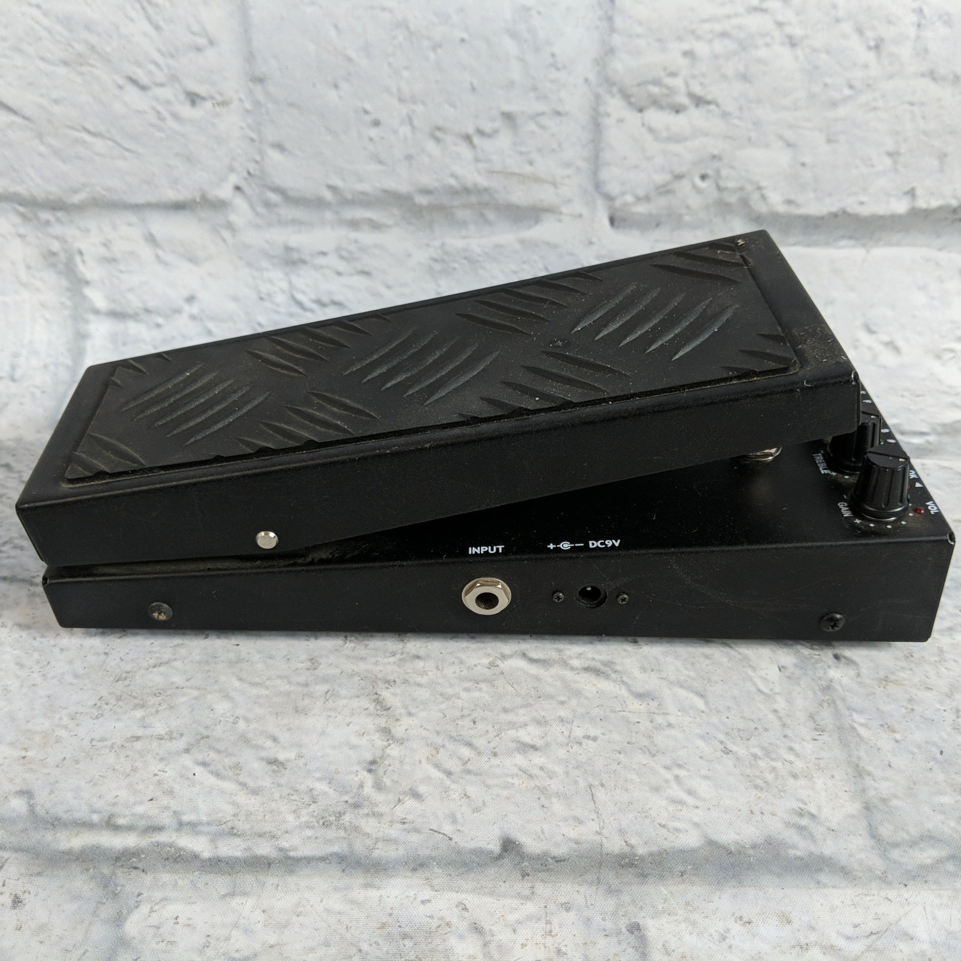 Morgan Hill Music Nat-1 Natural 1 Rare Acoustic Tuner Volume Equalizer EQ Preamp Guitar DI Pedal