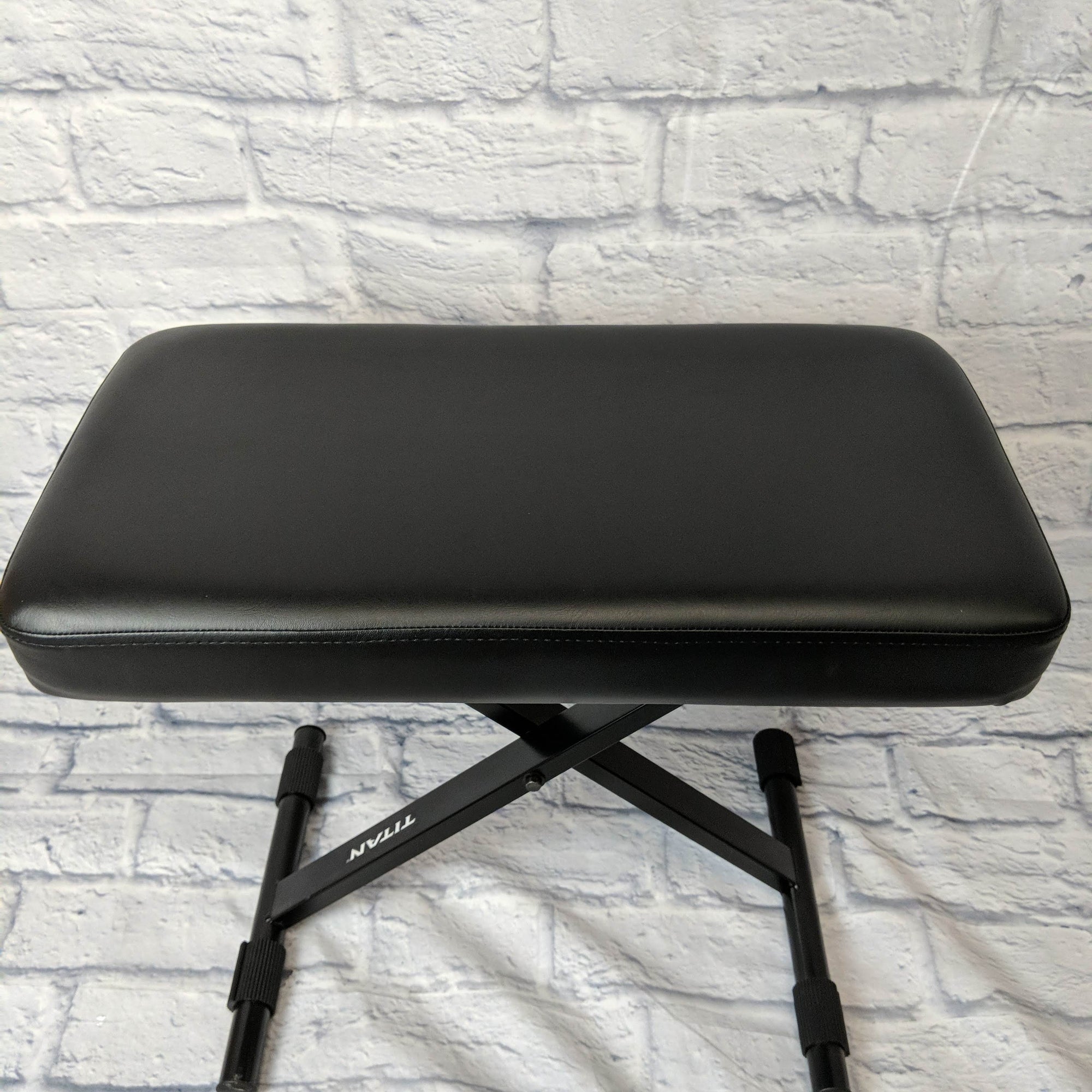 Titan T1250 Keyboard Bench