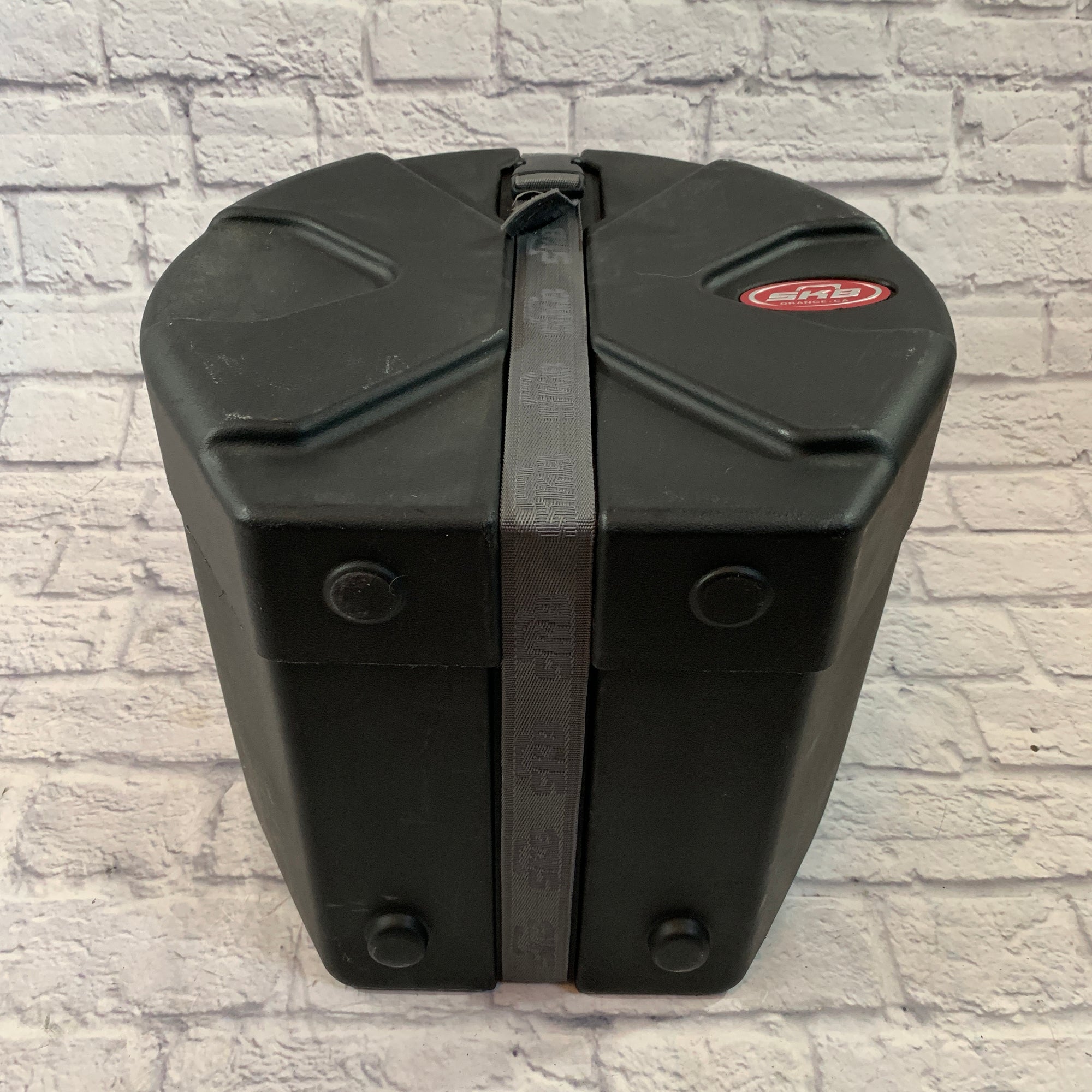 SKB Roto-X Molded 15 X 13" Tom Case with Padded Interior