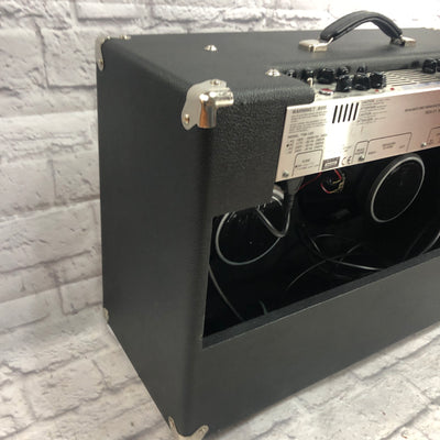 Tech 21 Trademark 120 with 6 Button Footswitch and Cover