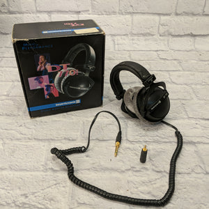 Beyerdynamic DT 770 Pro Studio Monitor Headphone
