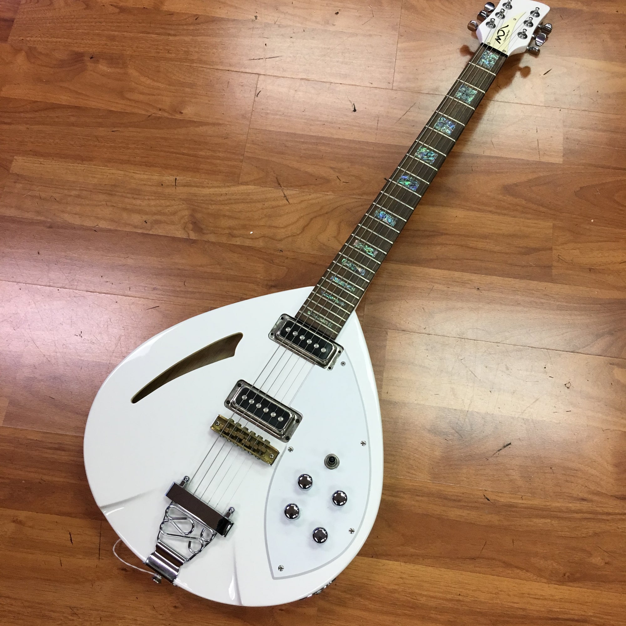 ** Michael Delany Designs Custom Teardop Style Guitar