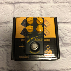 Markbass MB Mini Bass Distortion Pedal - Evolution Music