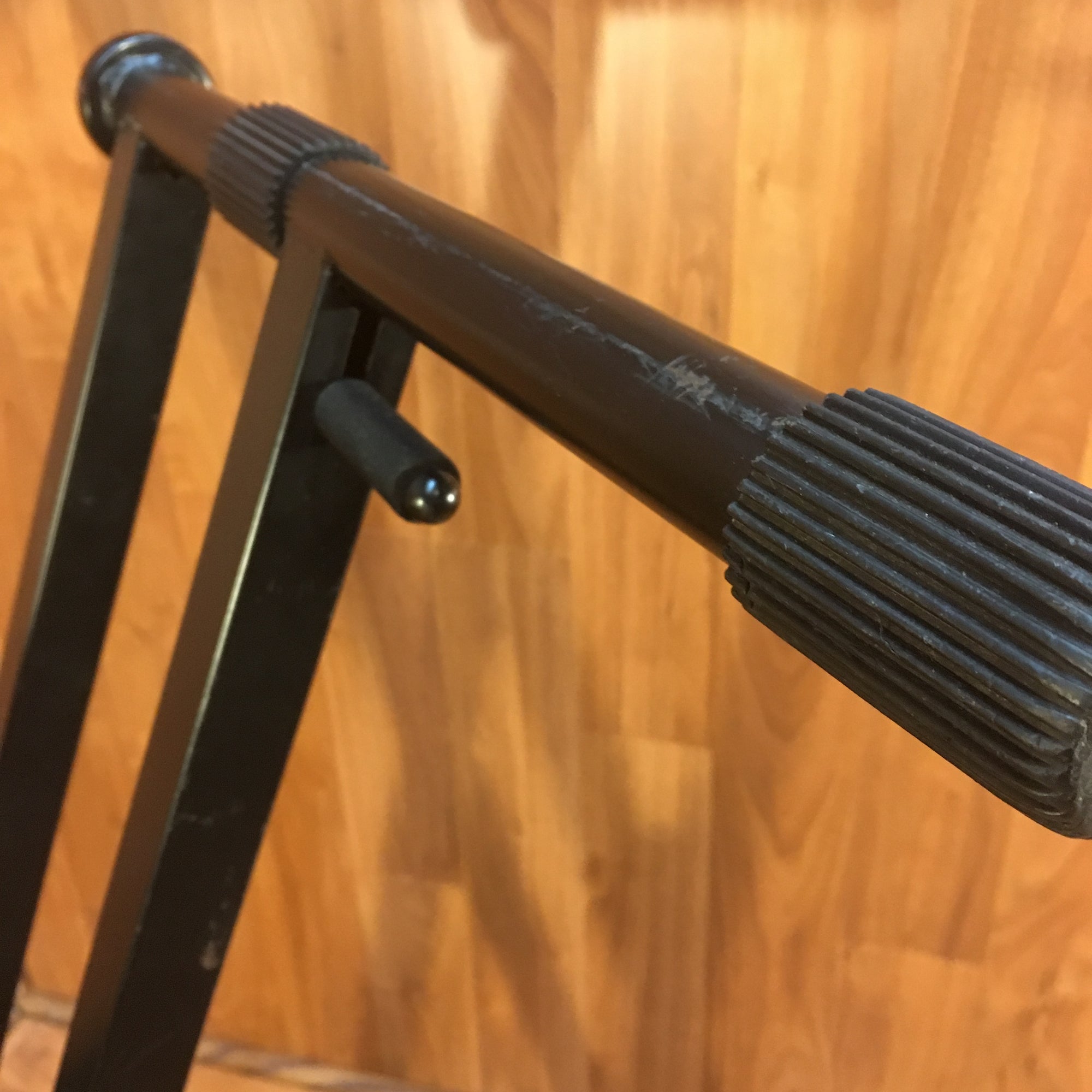 On-Stage Double X Keyboard Stand