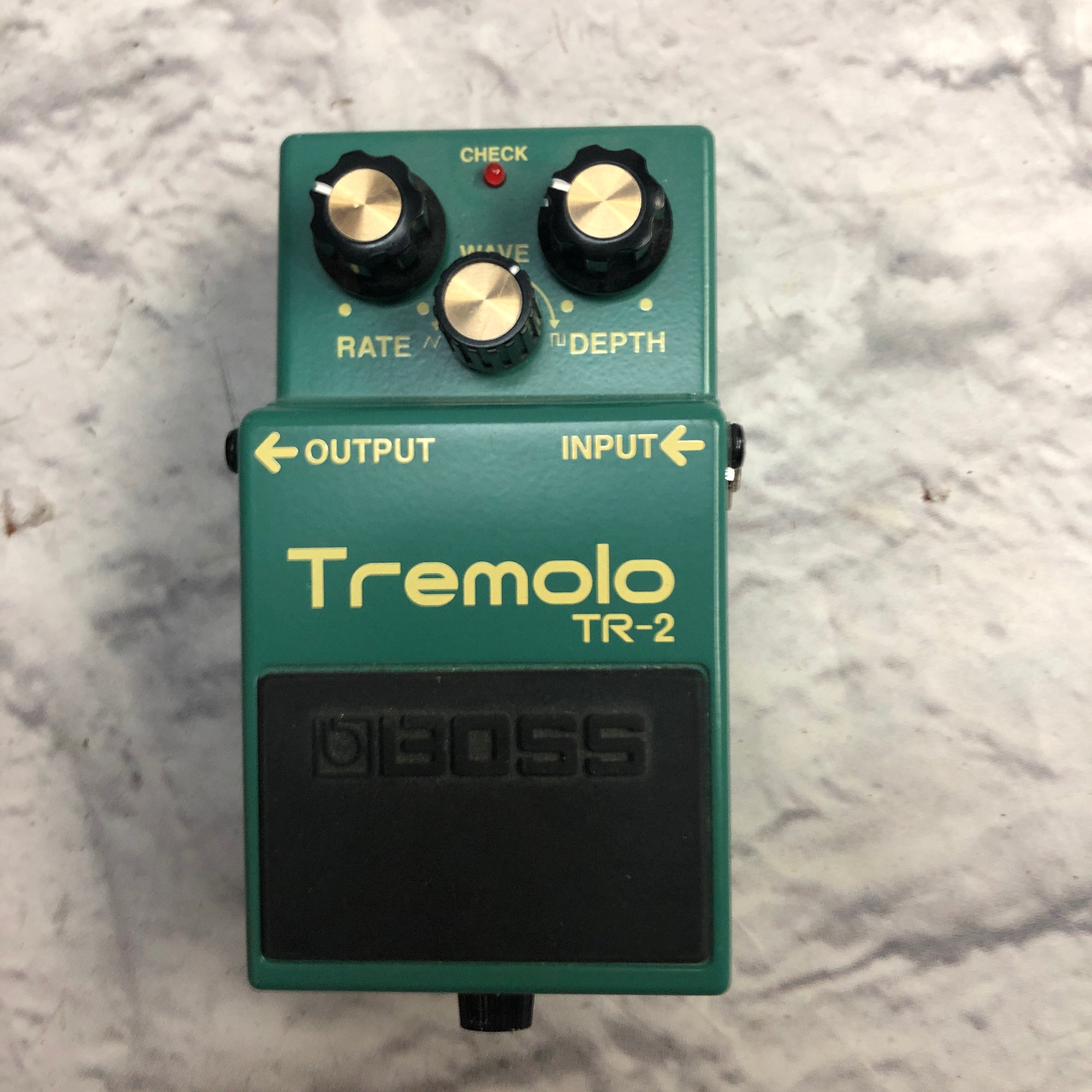 Boss TR-2 Tremolo Pedal - Evolution Music