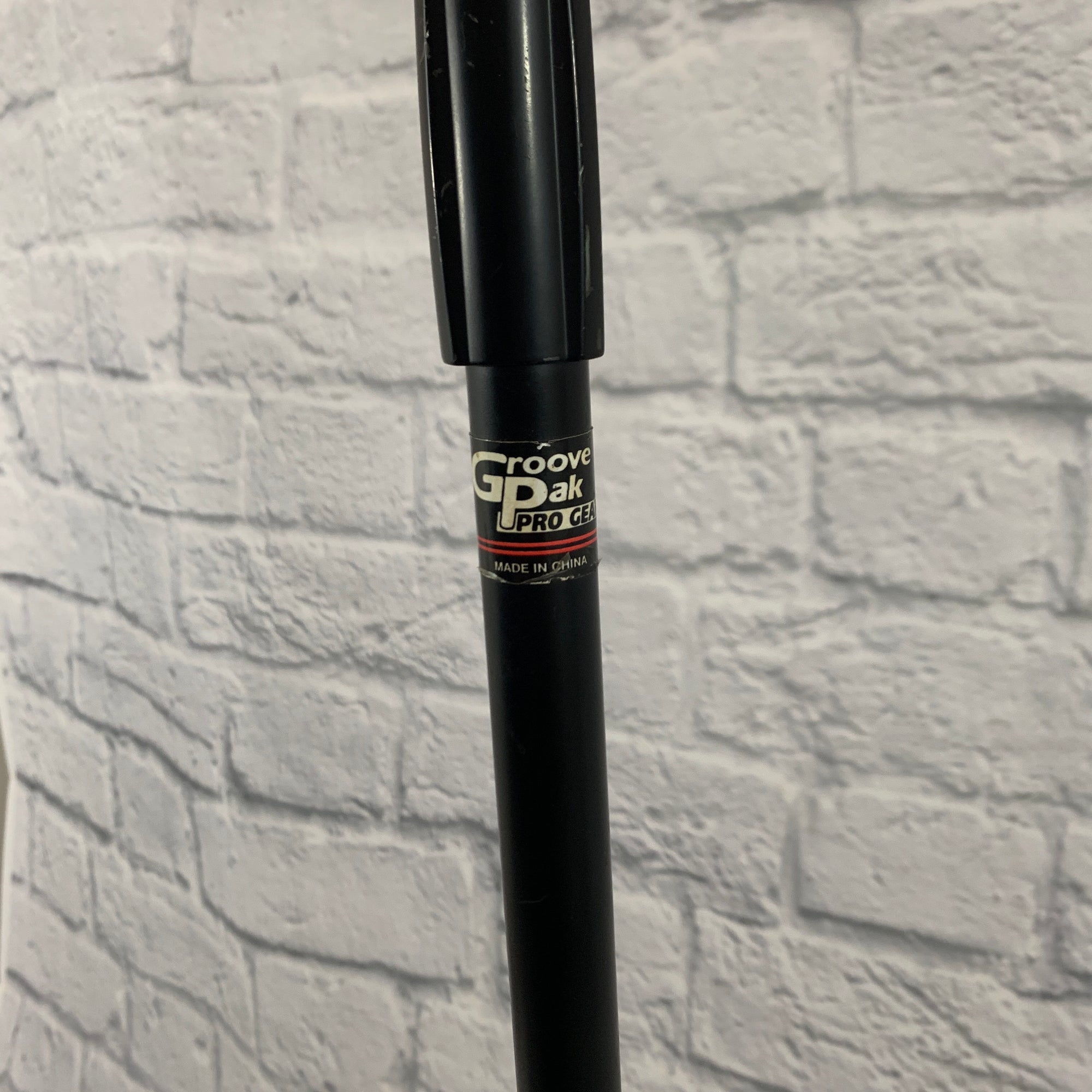 Groove Pak Tripod Straight Mic Stand