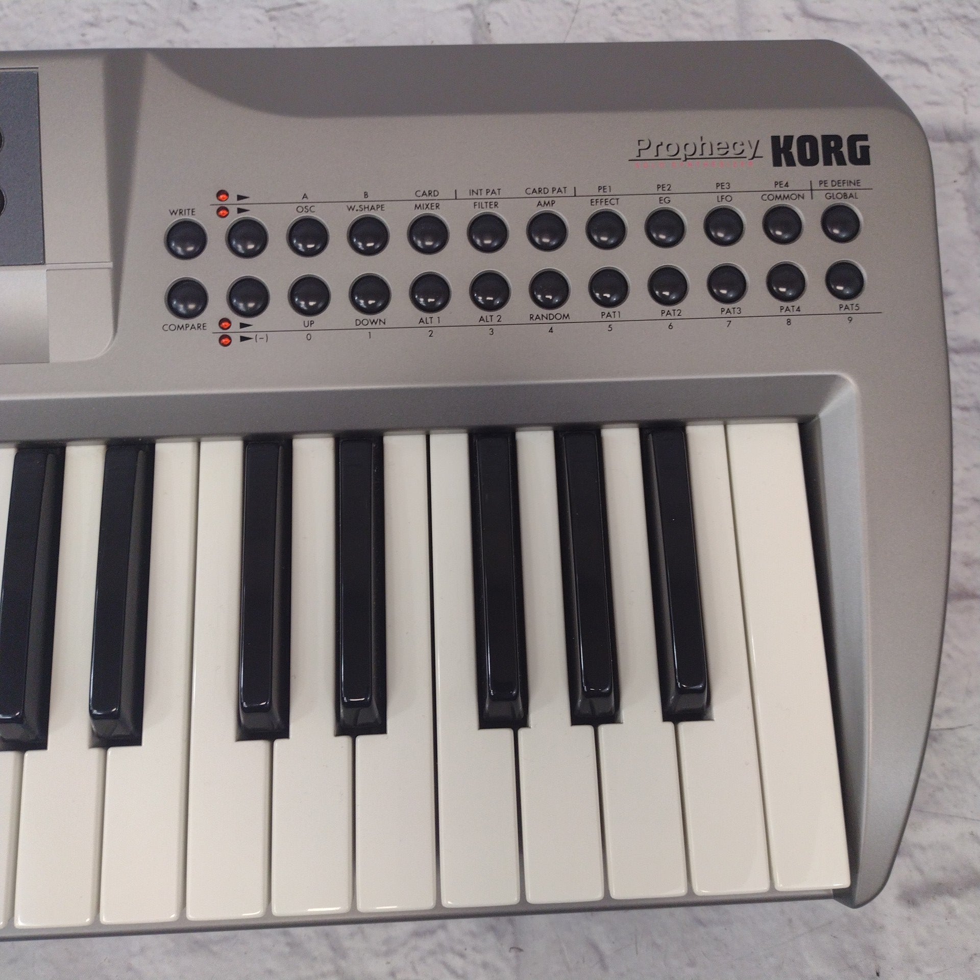 Korg Prophecy Analog Modeling Monophonic Synthesizer