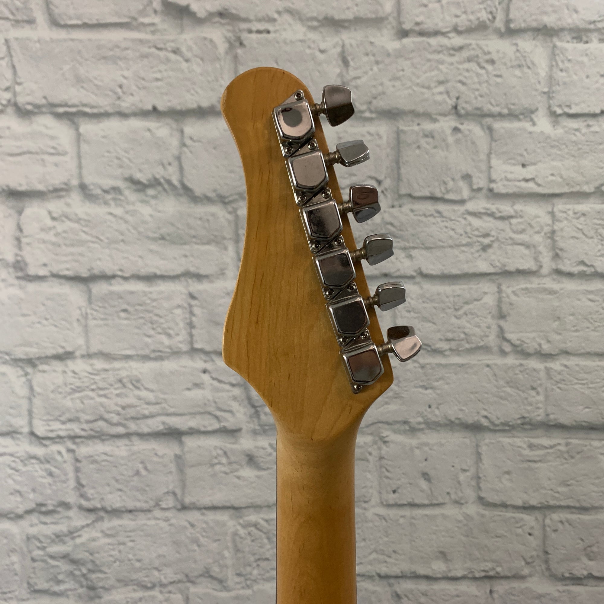 Hamer Slammer HSH Stratocaster Transparent Red