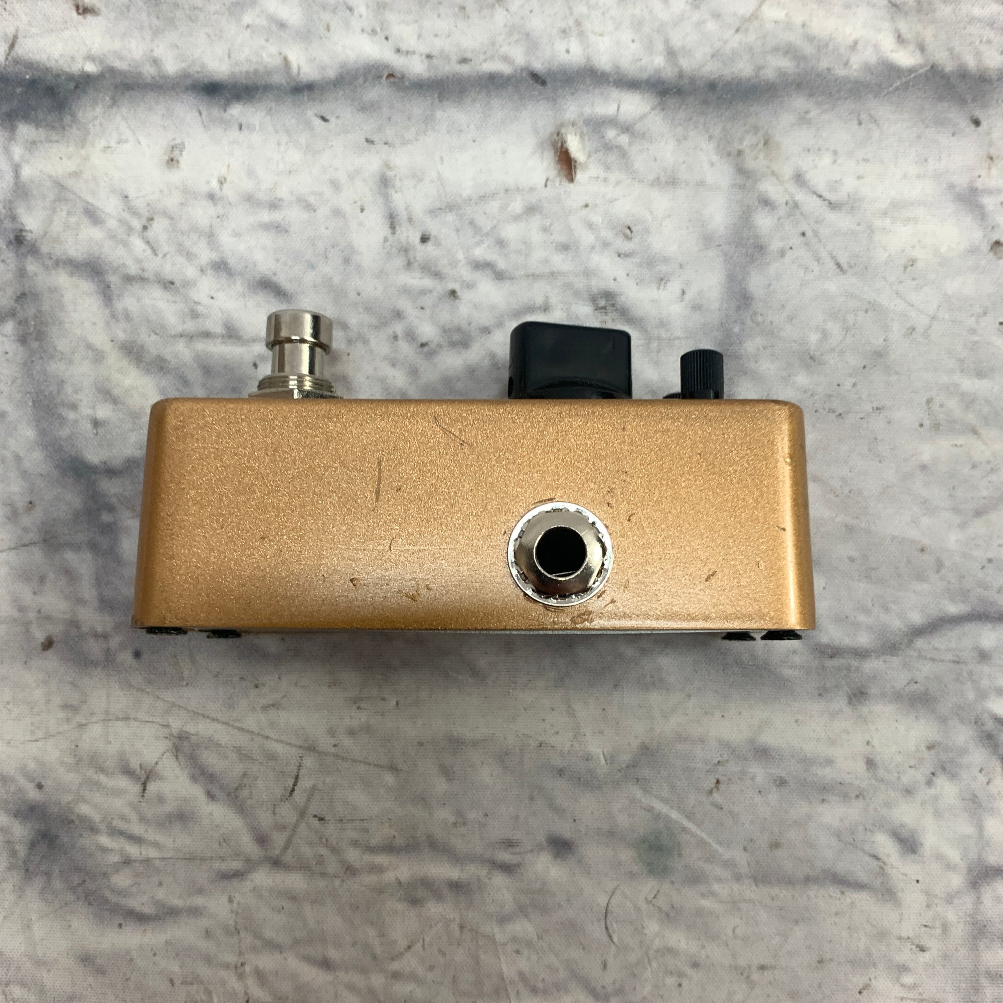 Unknown Gold Mini Tremolo Pedal