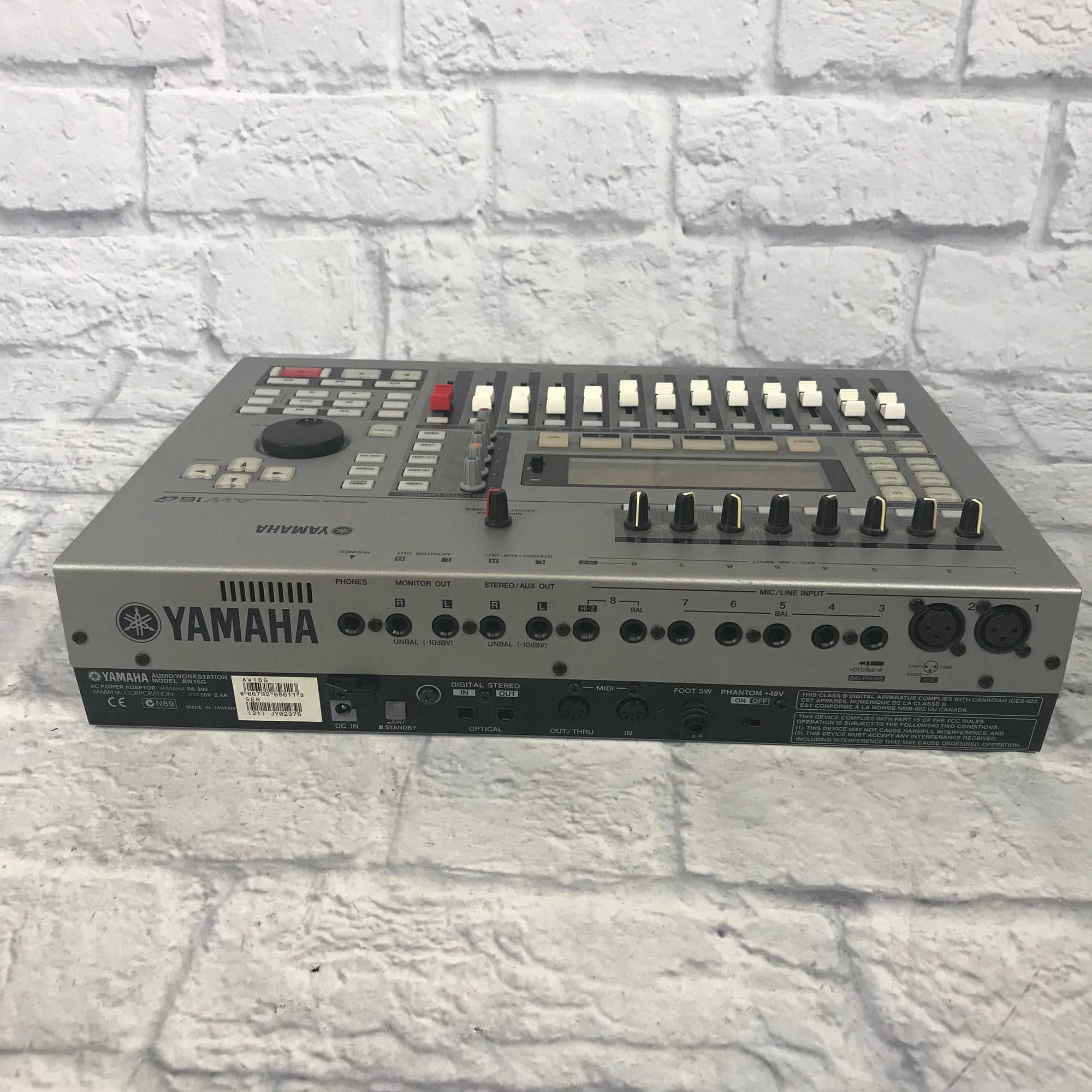DTM・DAW YAMAHA AW16G Yamaha AW16G Professional Audio Workstaion. Made in Taiwan