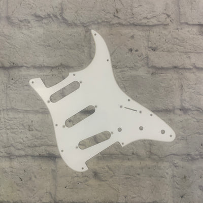 Fender Accessories  11-Hole White Modern-Style Strat S/S/S Pickguard 1-Ply Pickguard