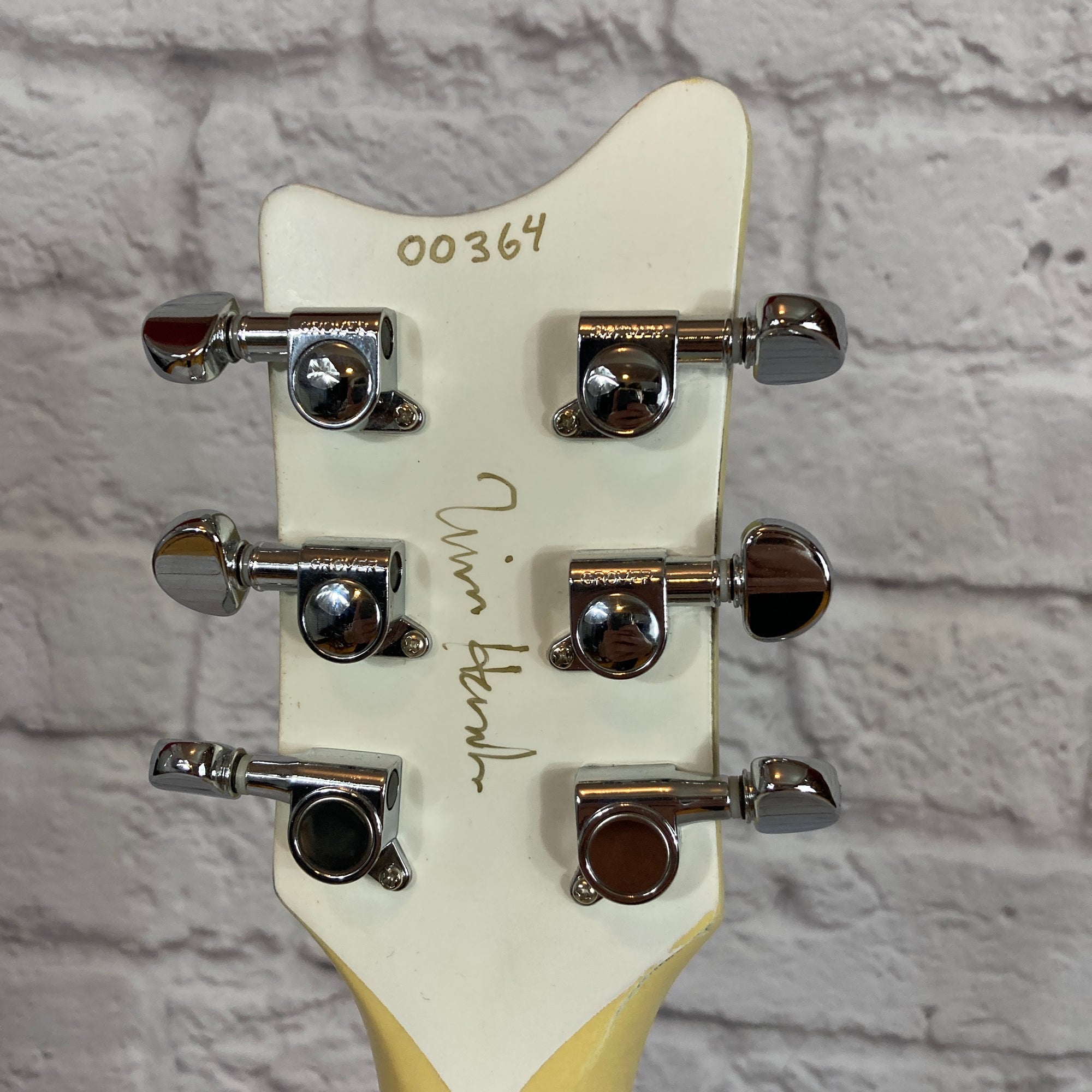 Harden Engineering Custom Double Cutaway Electric Guitar