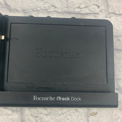 Focusrite iTrack Dock iPad Recording Interface                     \
