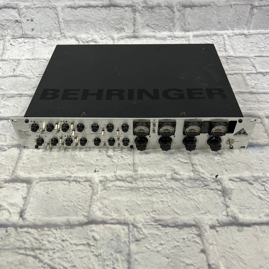 Behringer T1952 Rack Tube Compressor