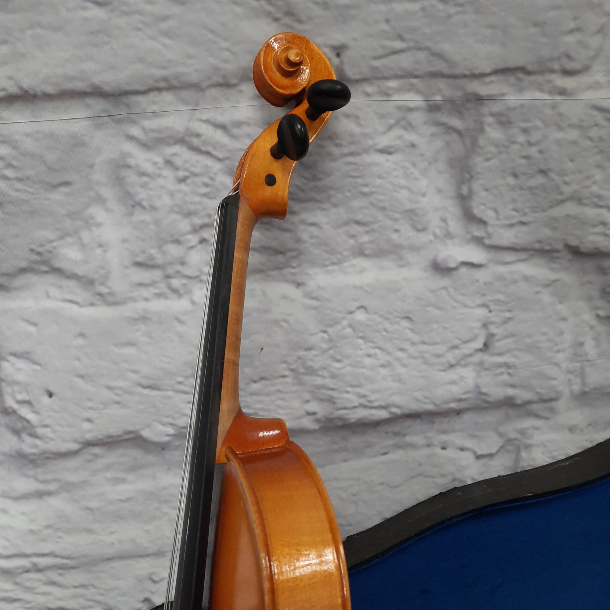 Cremona Fecit Anno 1731 3/4 Violin w/case