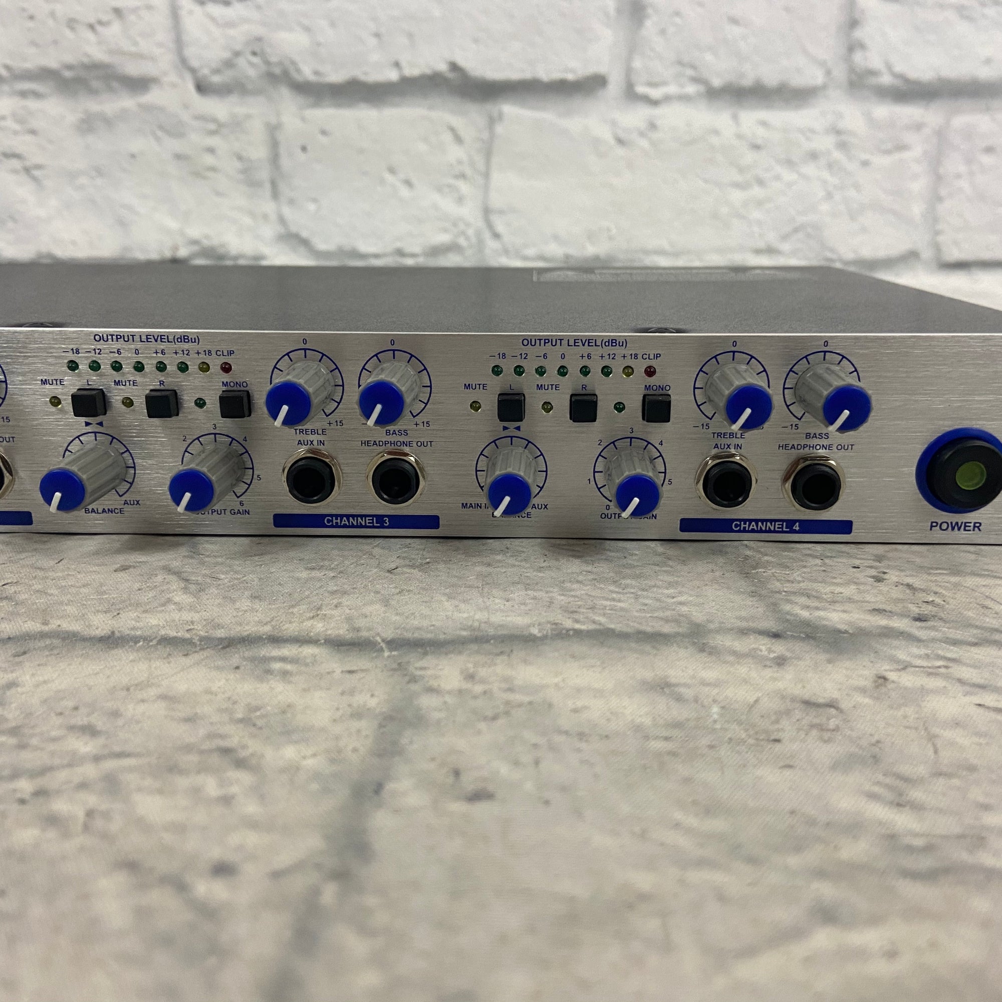 Alto HPA4 4-Channel Heaphone Amplifier