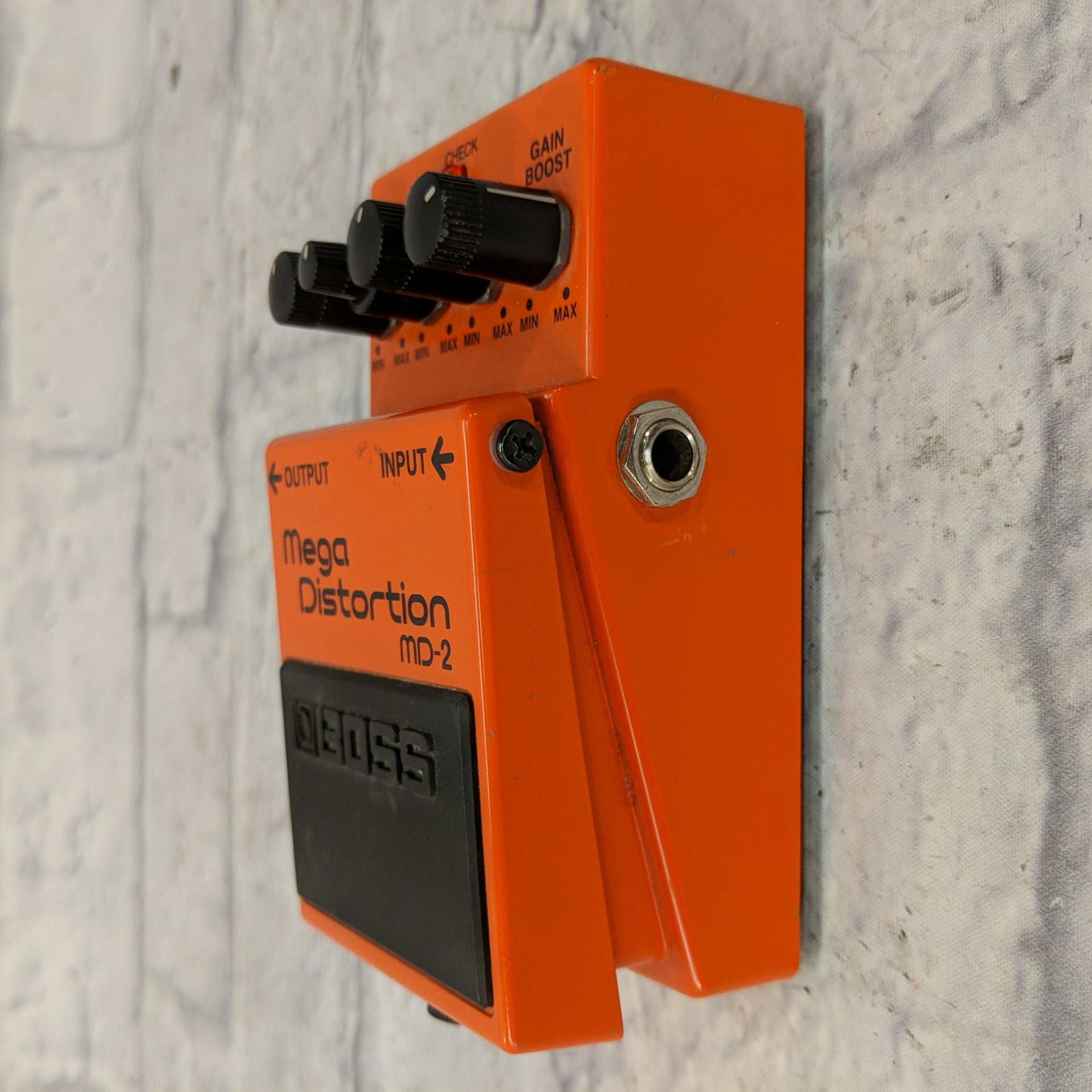 Boss MD-2 Mega Distortion Pedal