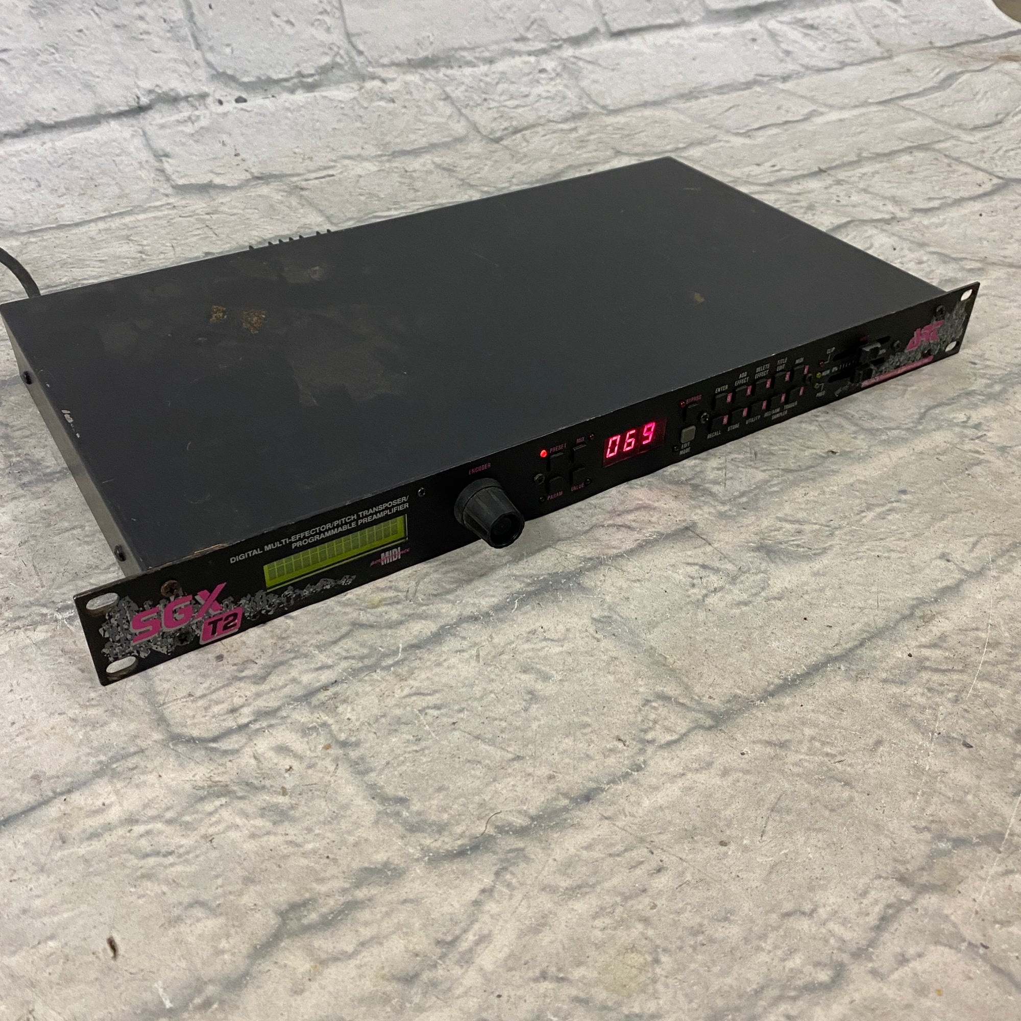 Art SGX T2 Digital Multi-Effect Pitch Shifter Preamp Rackmount MIDI