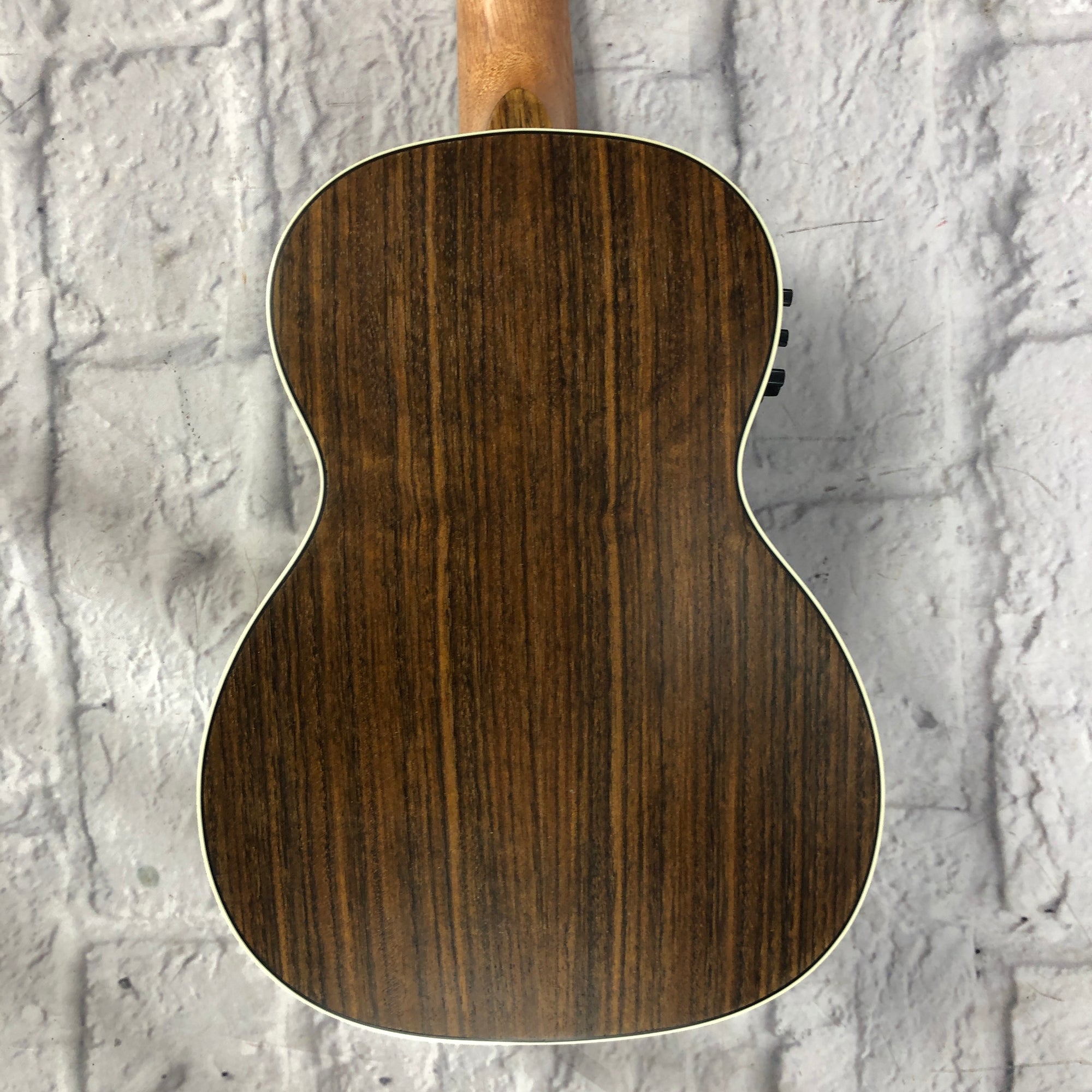 Fender California Coast Rincon Tenor Ukulele