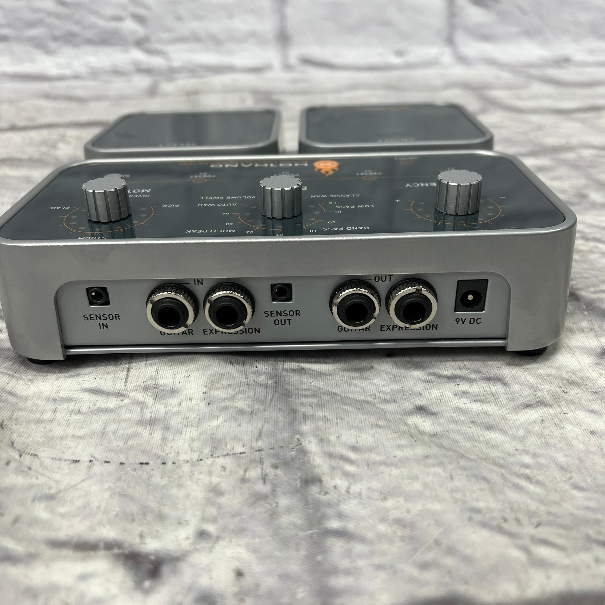 Source Audio HotHand Motion Controlled Wah FIlters Wah Pedal