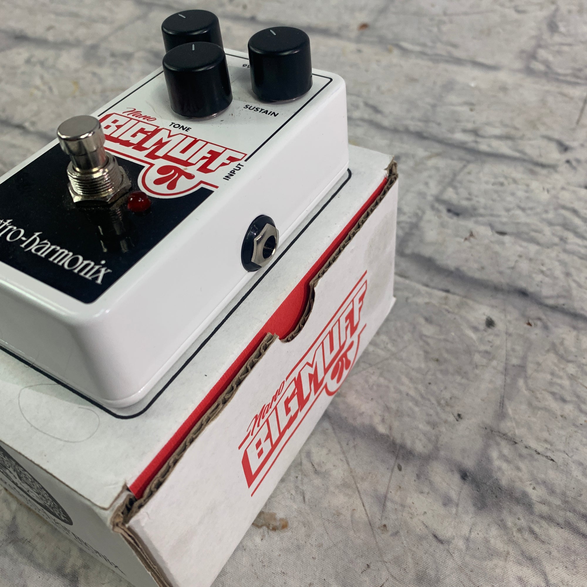 Electro-Harmonix Big Muff Nano Fuzz Pedal