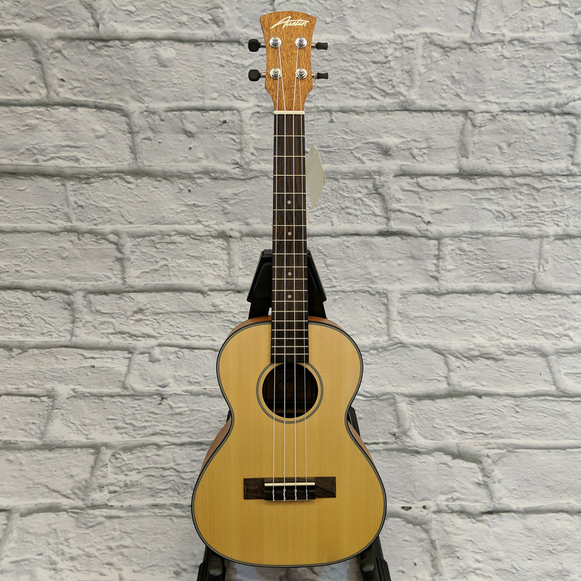 Austin AUT25 Ukulele - New Old Stock!