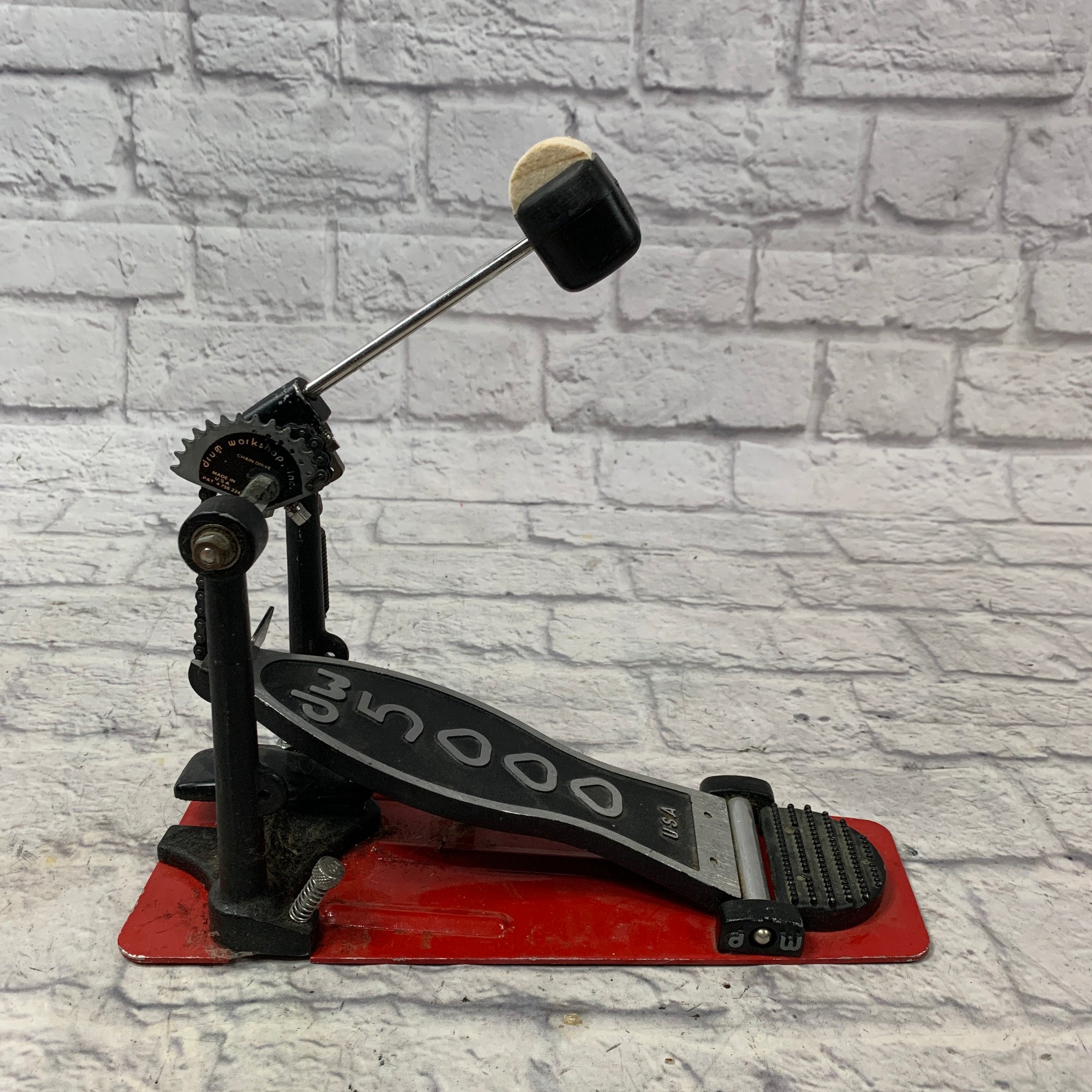 DW 5000 Single Kick Pedal