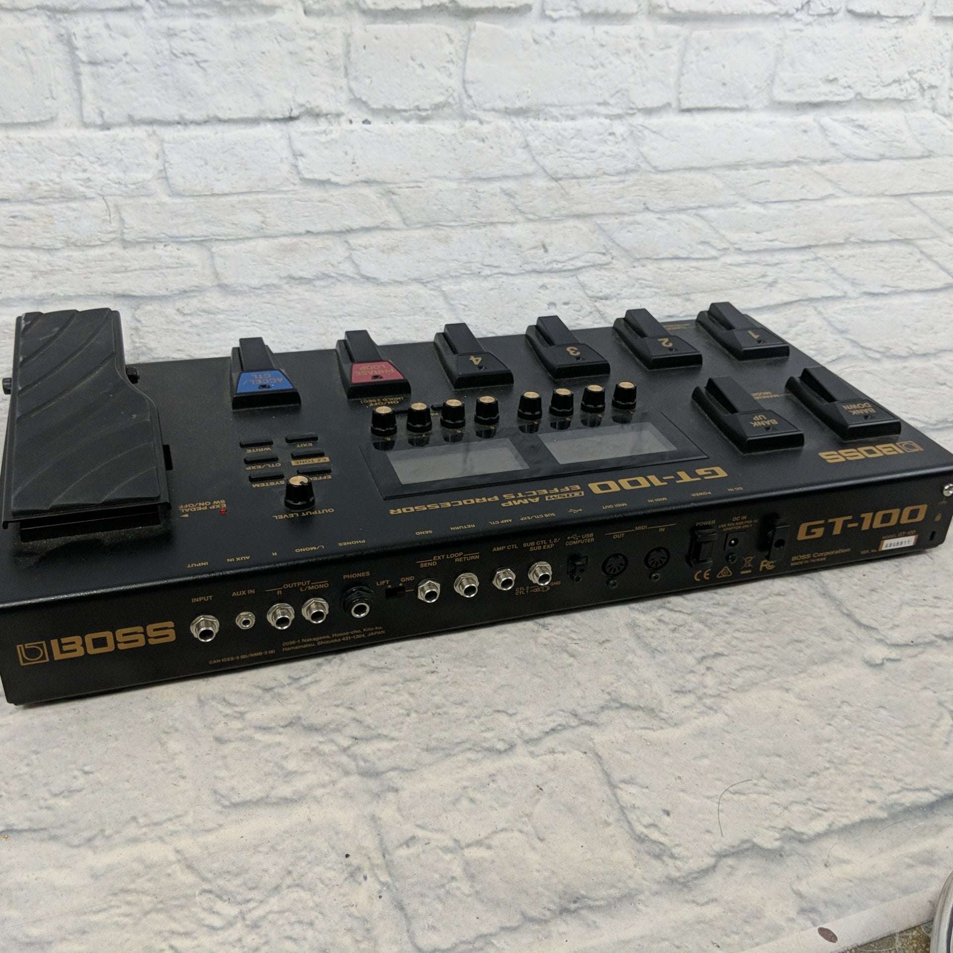 Boss GT100 Effect Processor Version 2