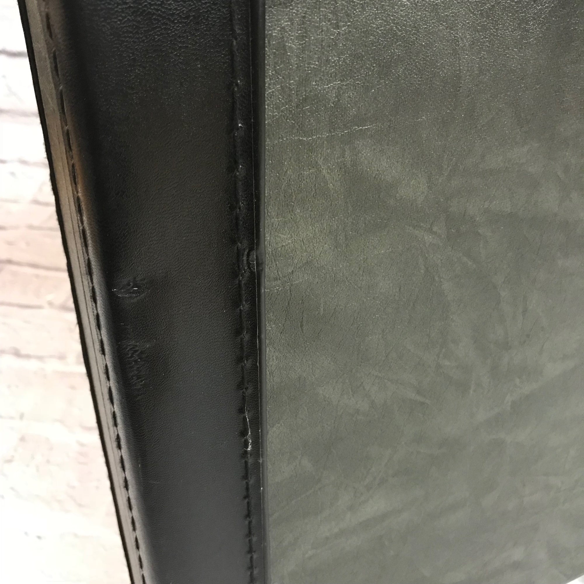 B.C. Rich Virgin Electric Guitar Hard Shell Case