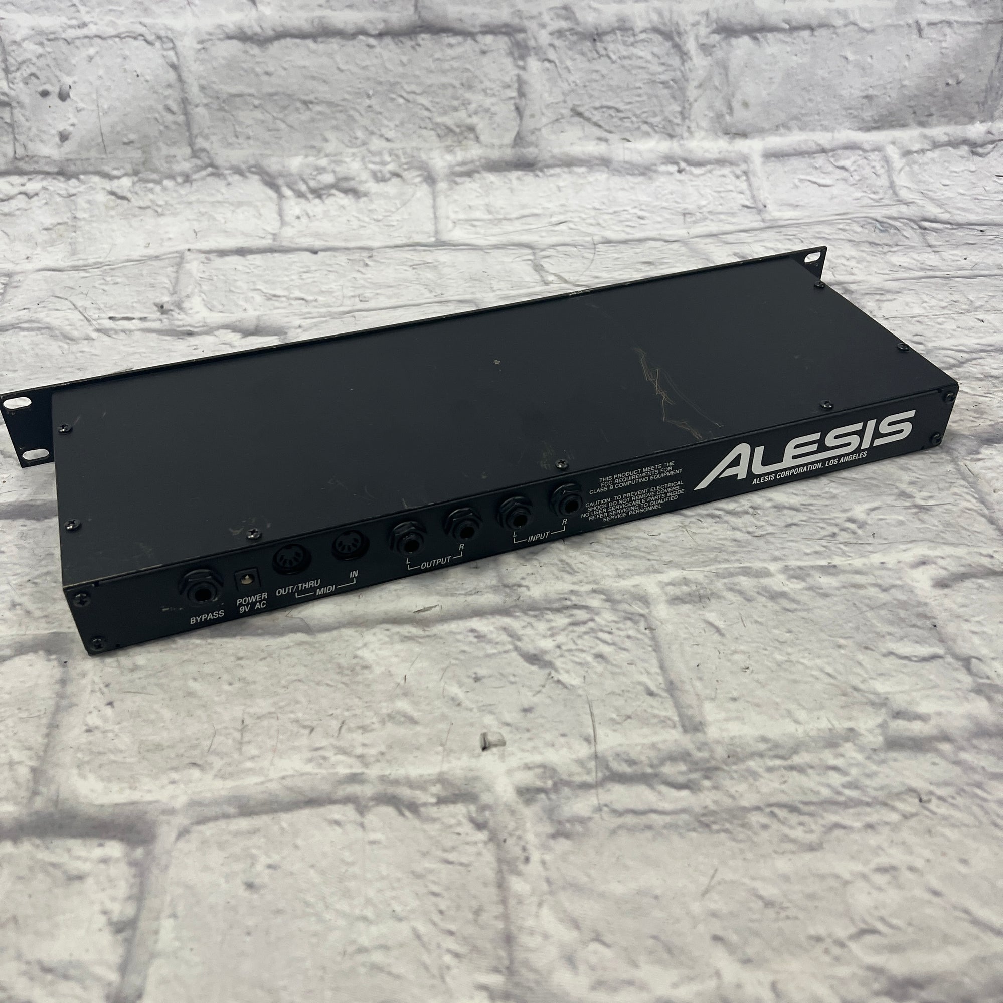 Alesis Reverb Rack Alesis Midiverb III Rack Unit - Evolution Music