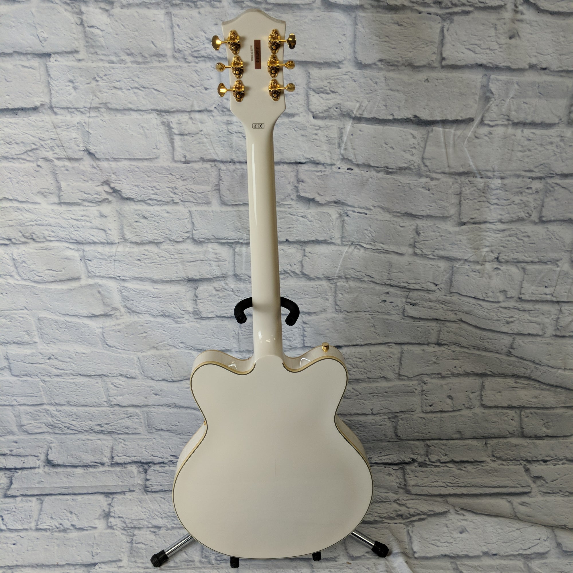 Gretsch G5422TG Electromatic Hollowbody Double Cutaway W/ Bigsby Tremolo, Gold Hardware - Snowcrest White