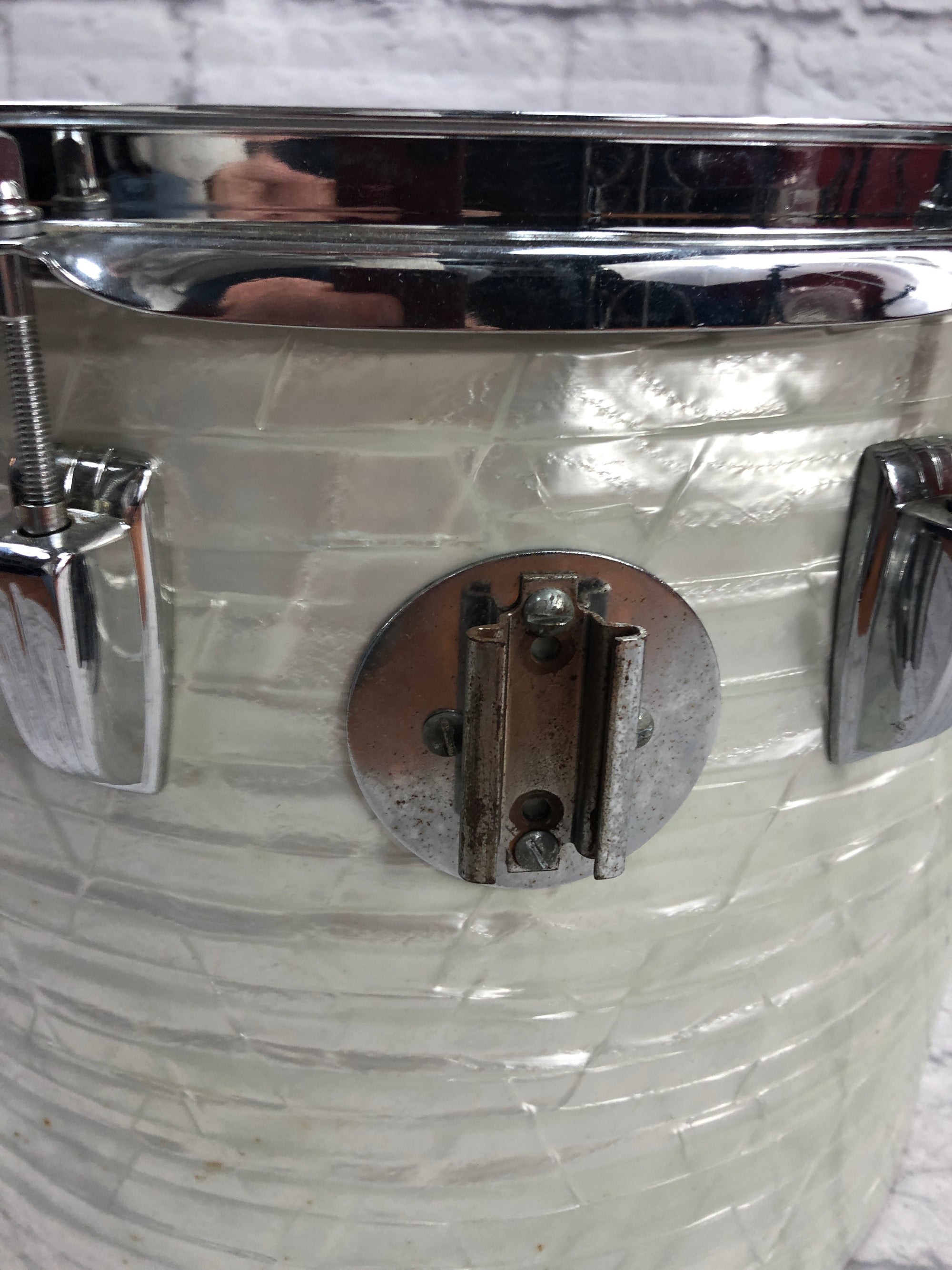 Vintage 1970s Ludwig  15 x 12 White Marine Pearl Concert Tom