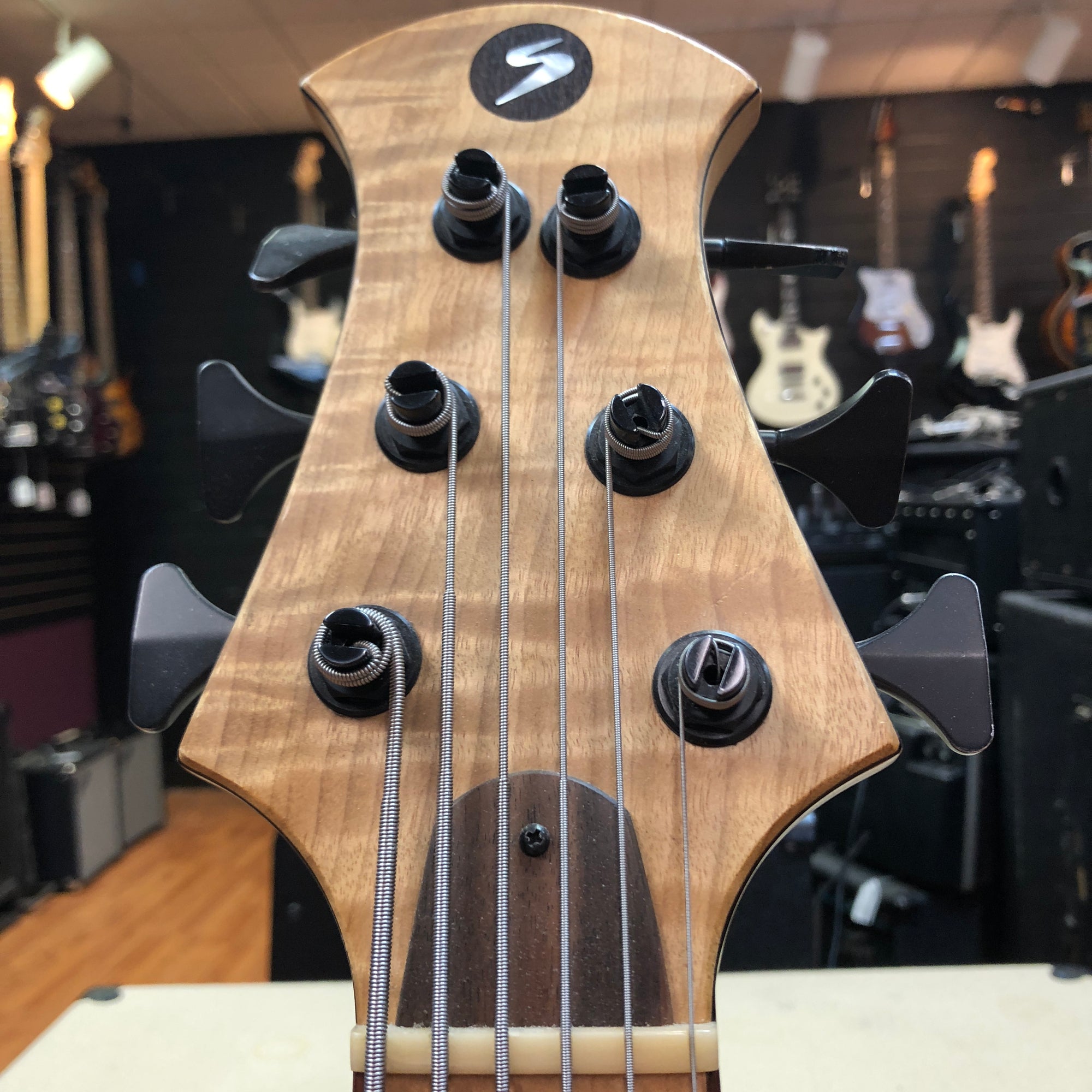 **Stambaugh 6 String Active Bass DCSN
