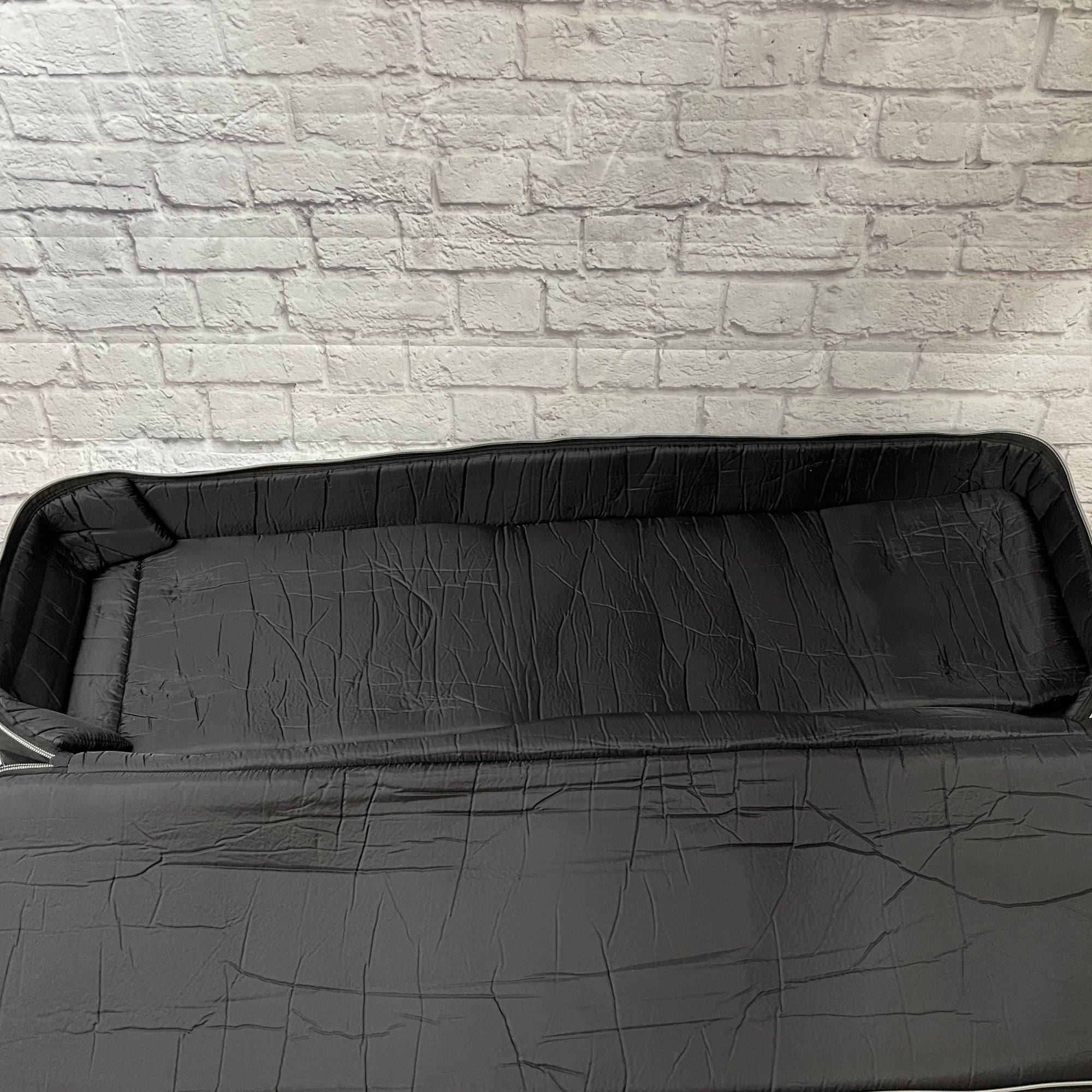 Road Runner 88 Key Rolling Soft Case