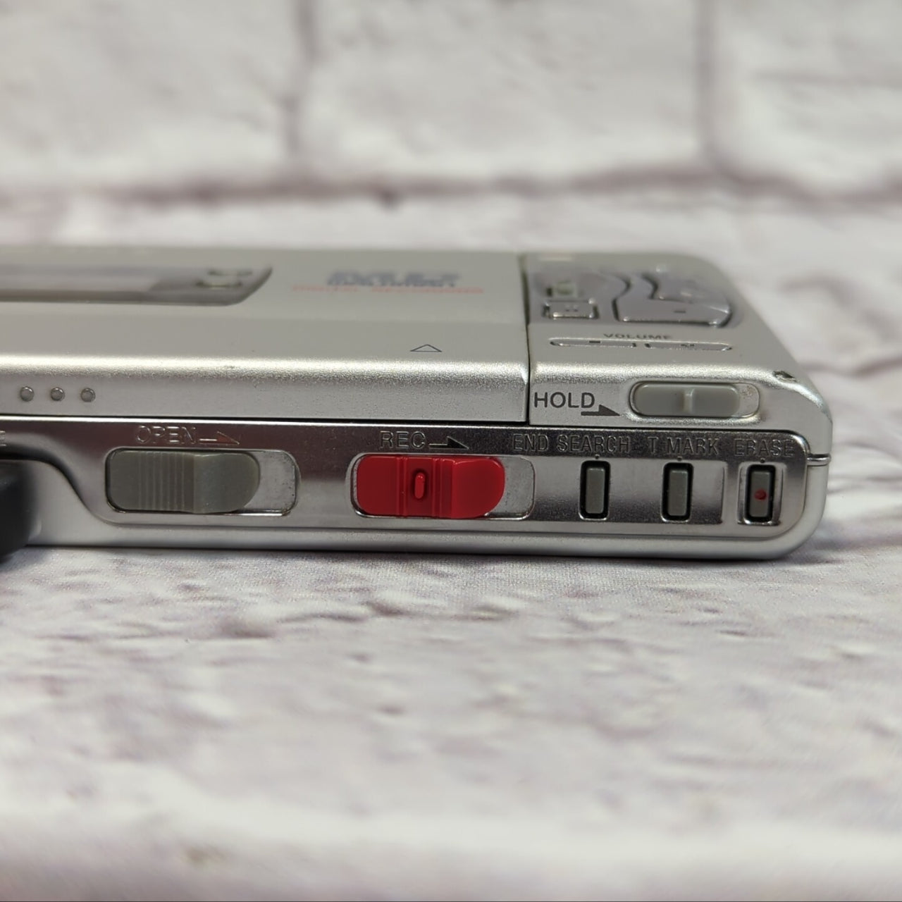 Sony MZ-R50 MiniDisk Walkman with Remote