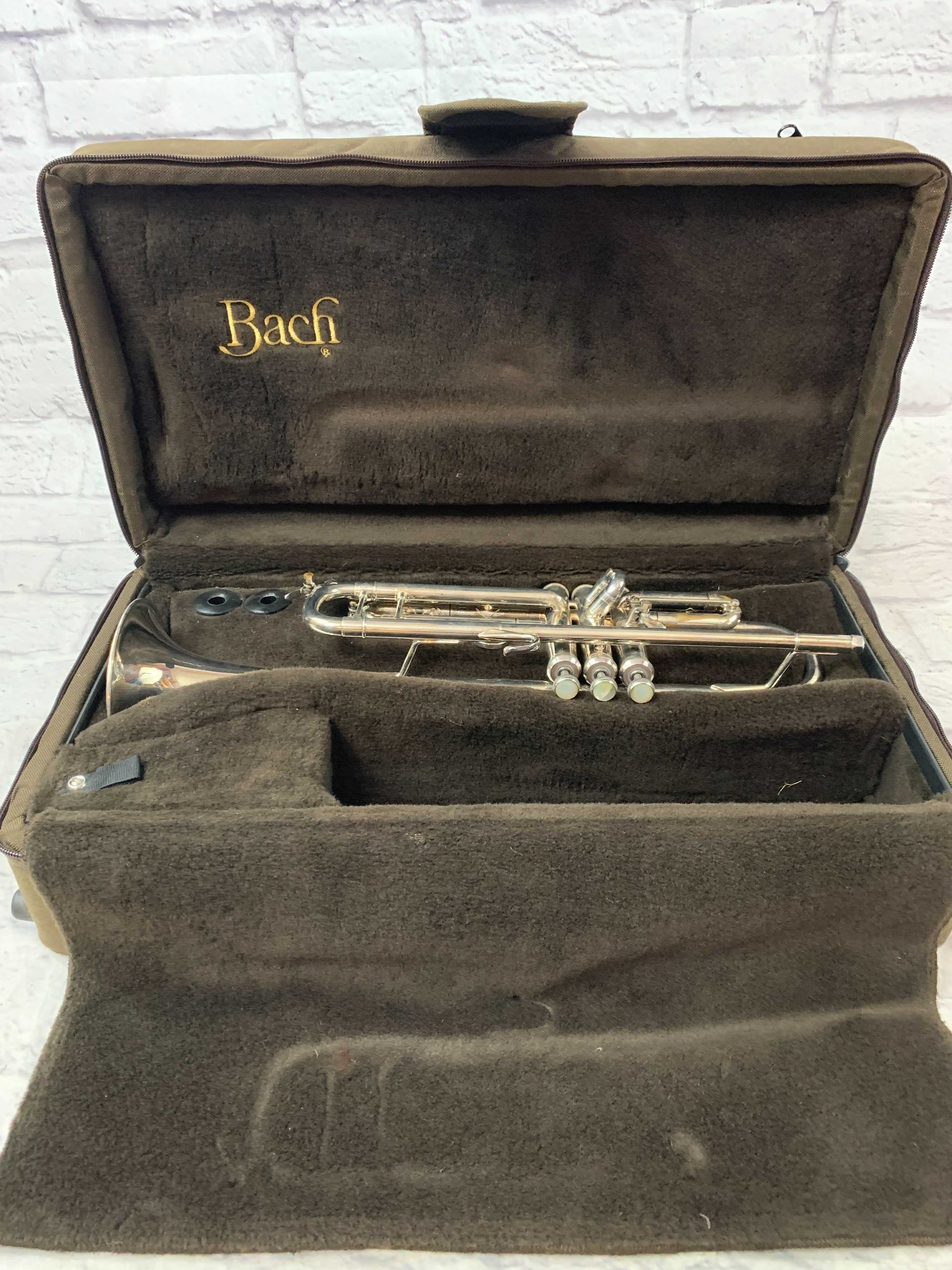 「一時値下げ」Vincent Bach Stradivarius Vintage 1927 New York Bach Stradivarius Trumpet in Silver