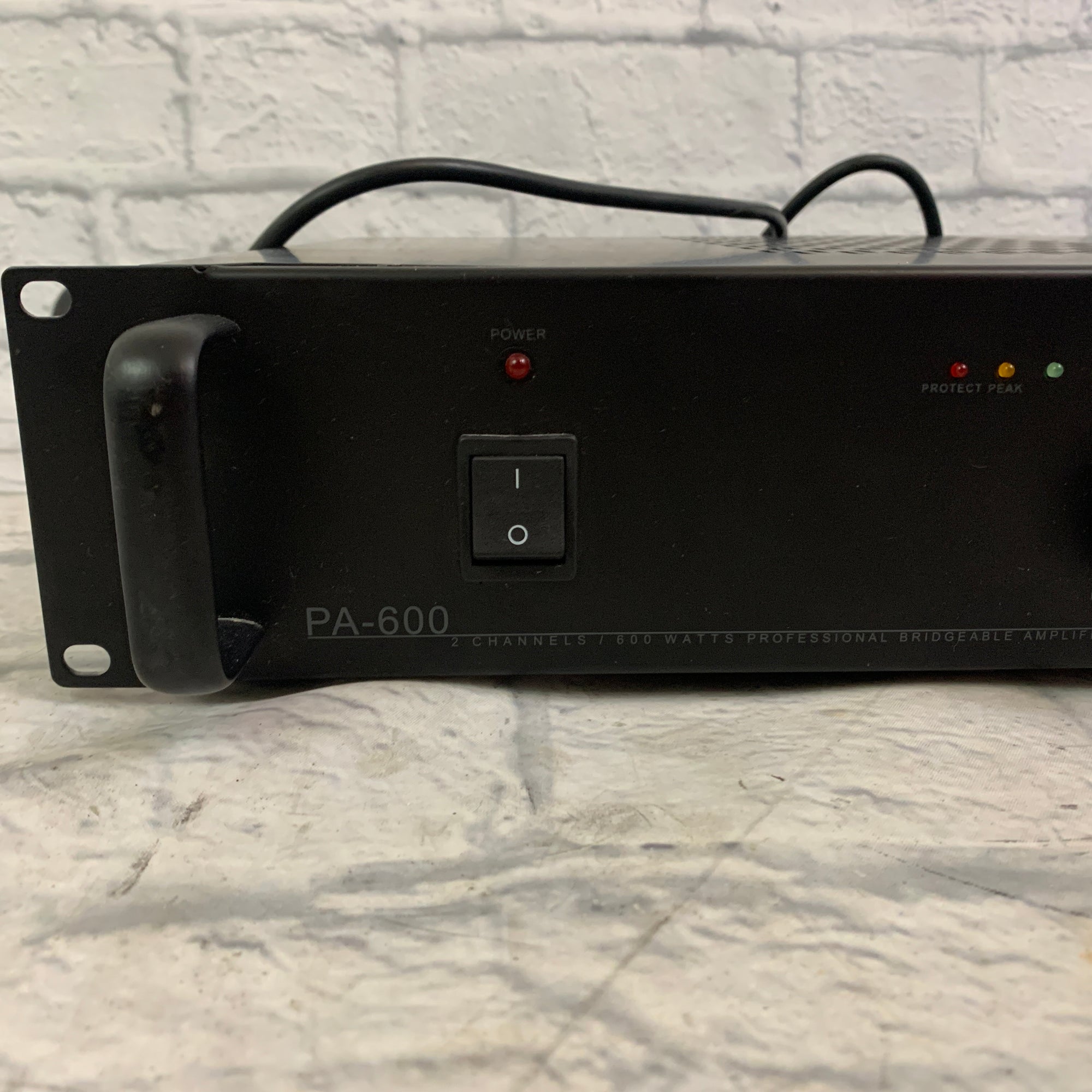 Nova Music PA-600 Power Amp