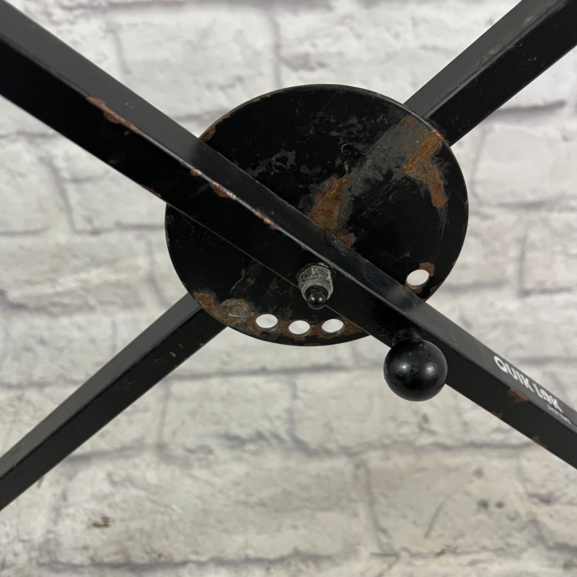 Unknown Keyboard Stand