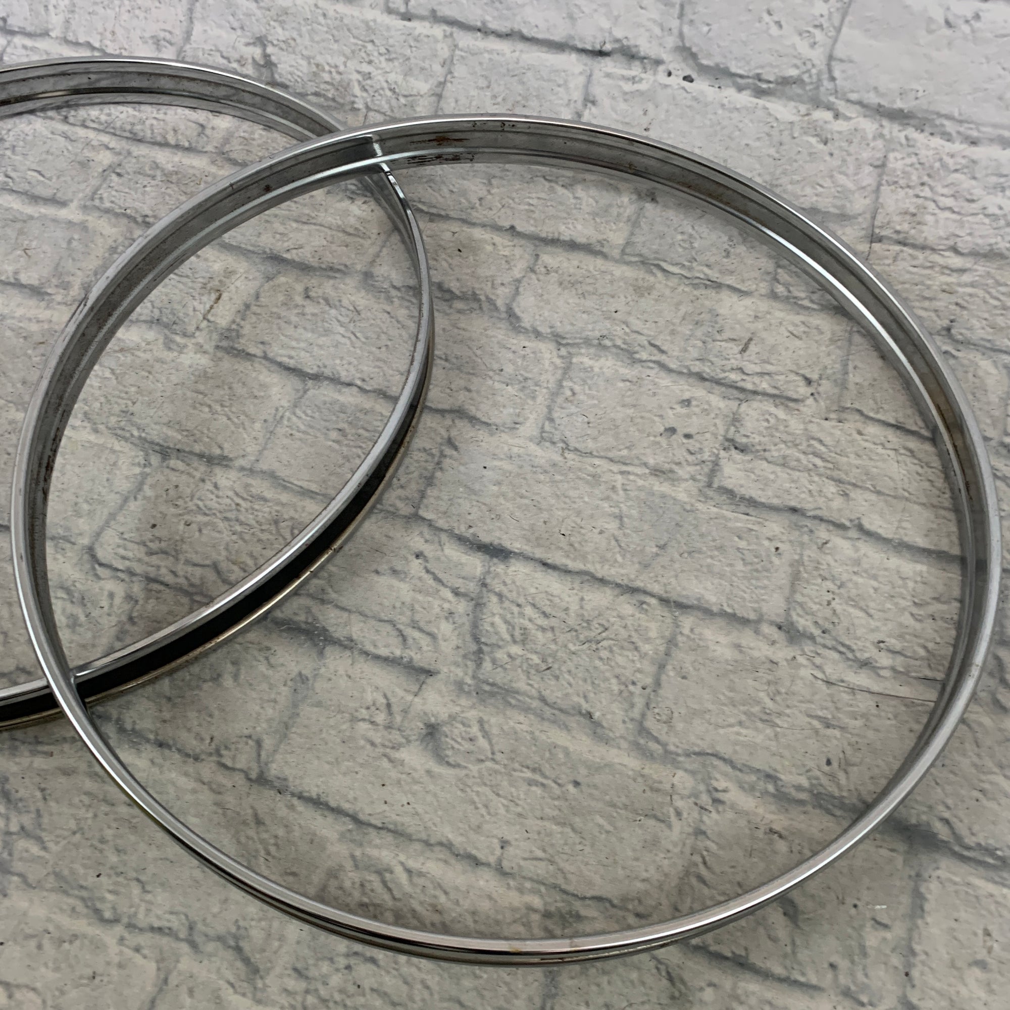 Unbranded 22" Metal Bass Drum Hoops Pair (Chrome with Black Inlay)