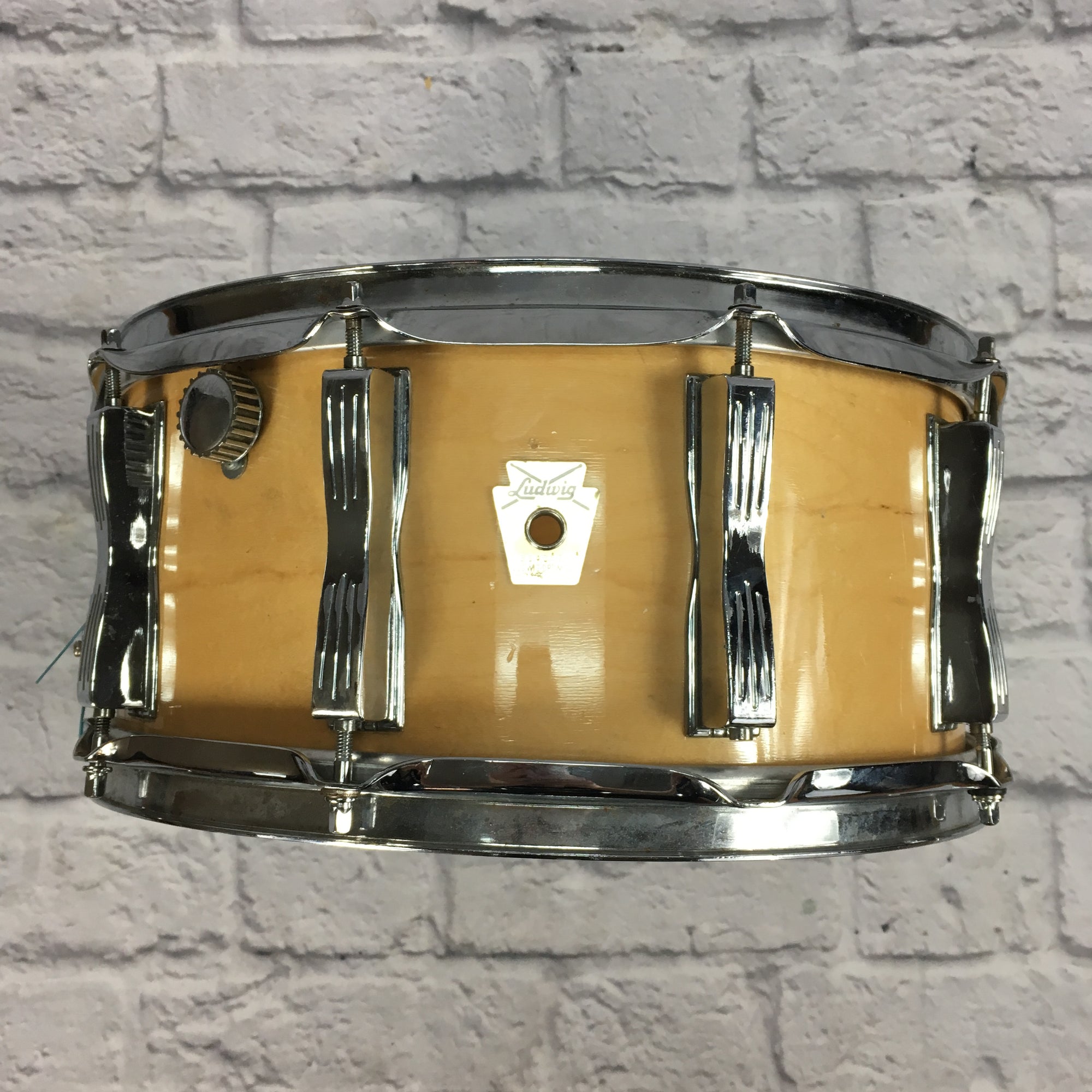 Ludwig 14 x 6.5 Classic Maple Snare Drum with P86 Throwoff
