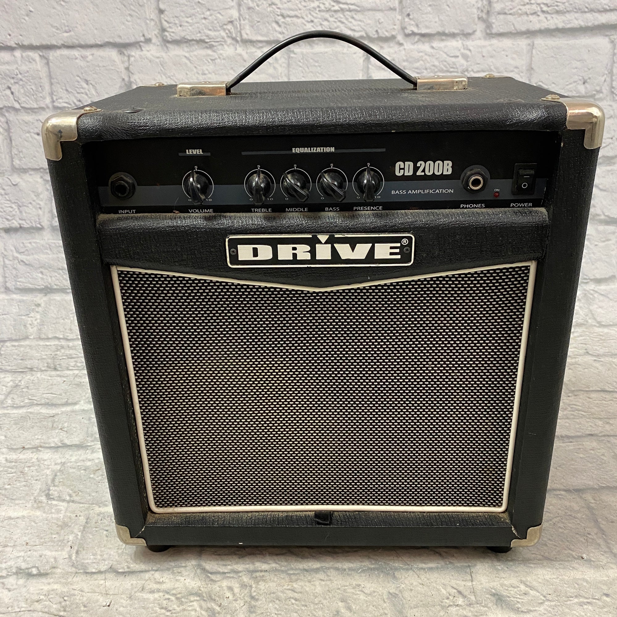 Drive CD 200B Bass Guitar Combo Amp