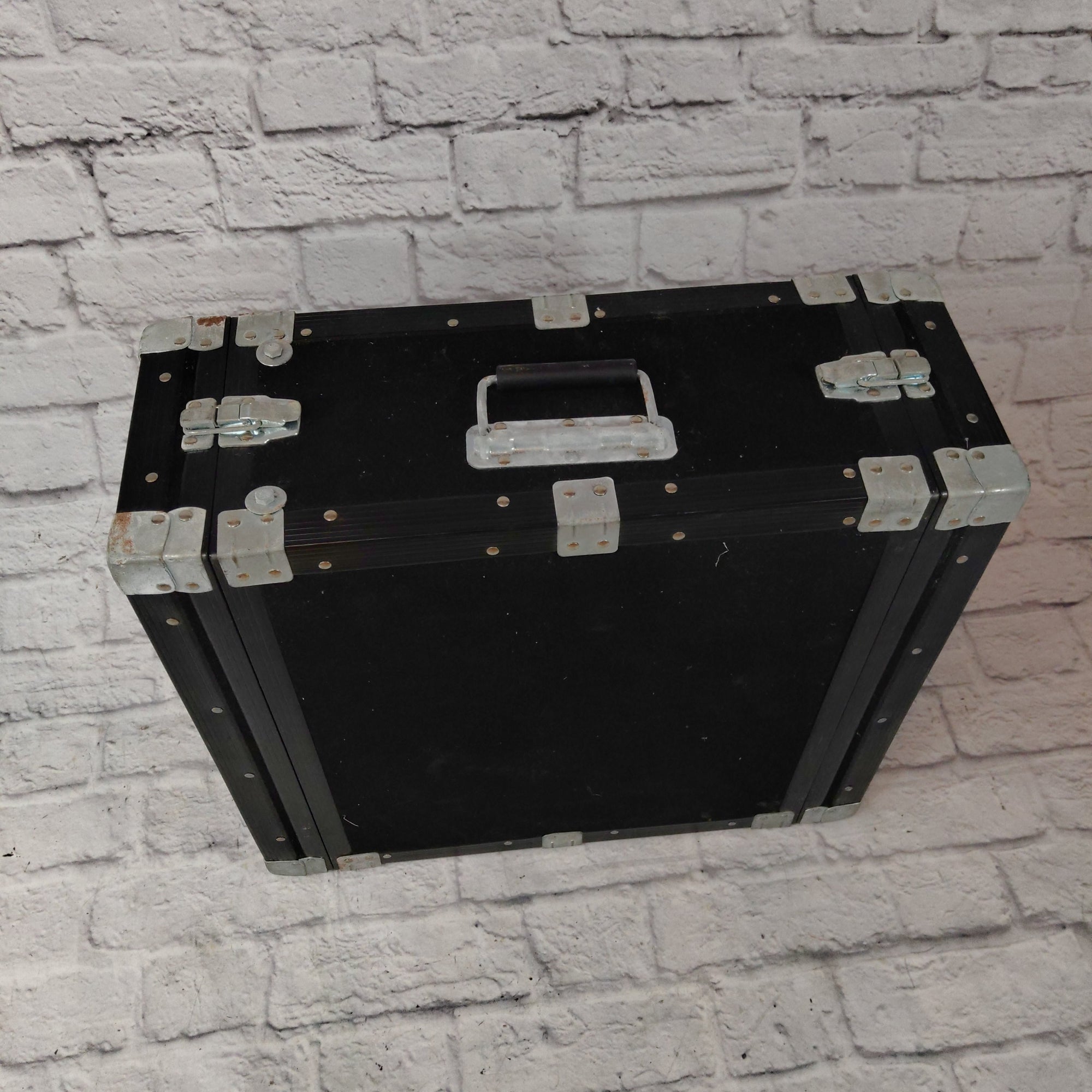 Black Carpeted 4U Rack Case