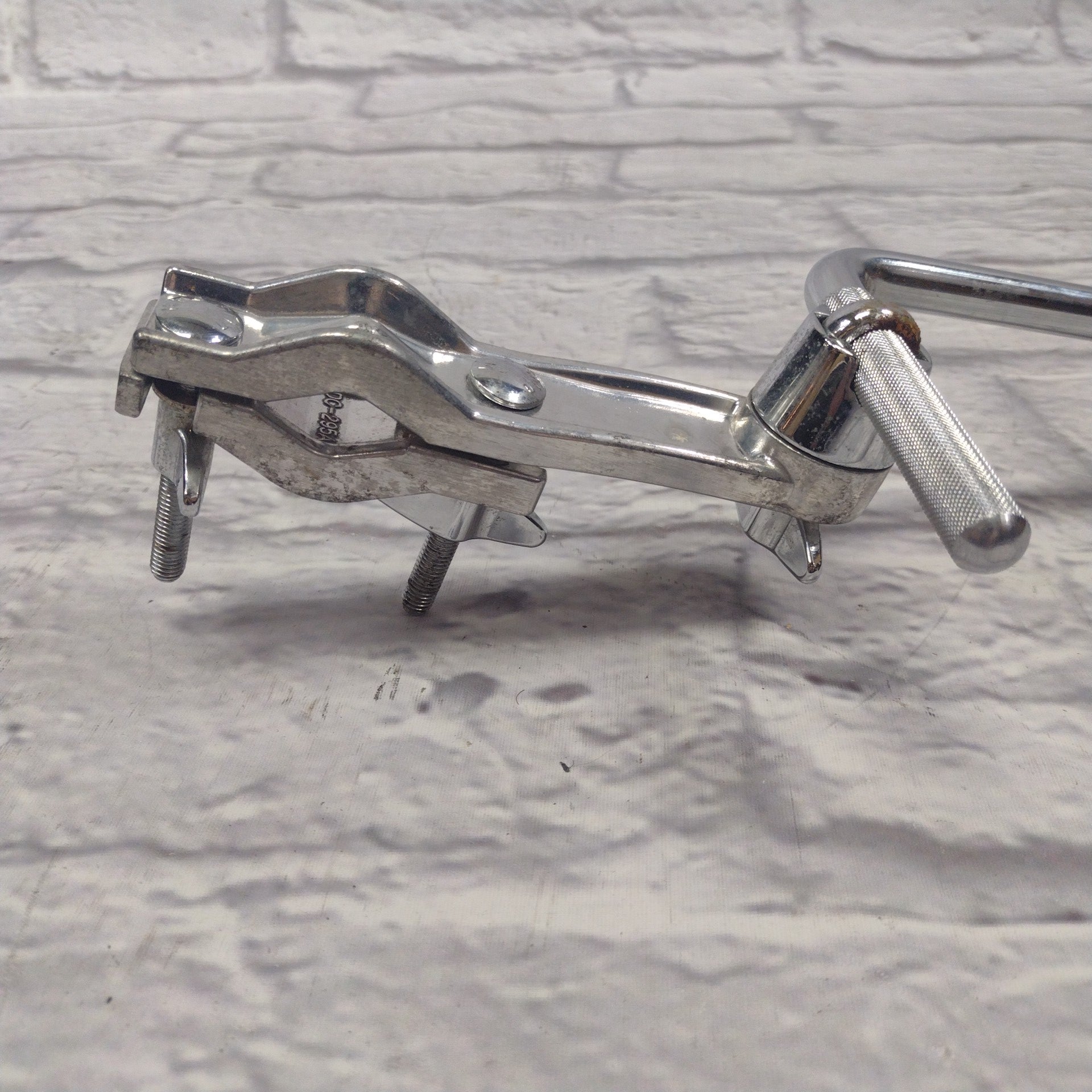 Unknown Cymbal Arm With Clamp